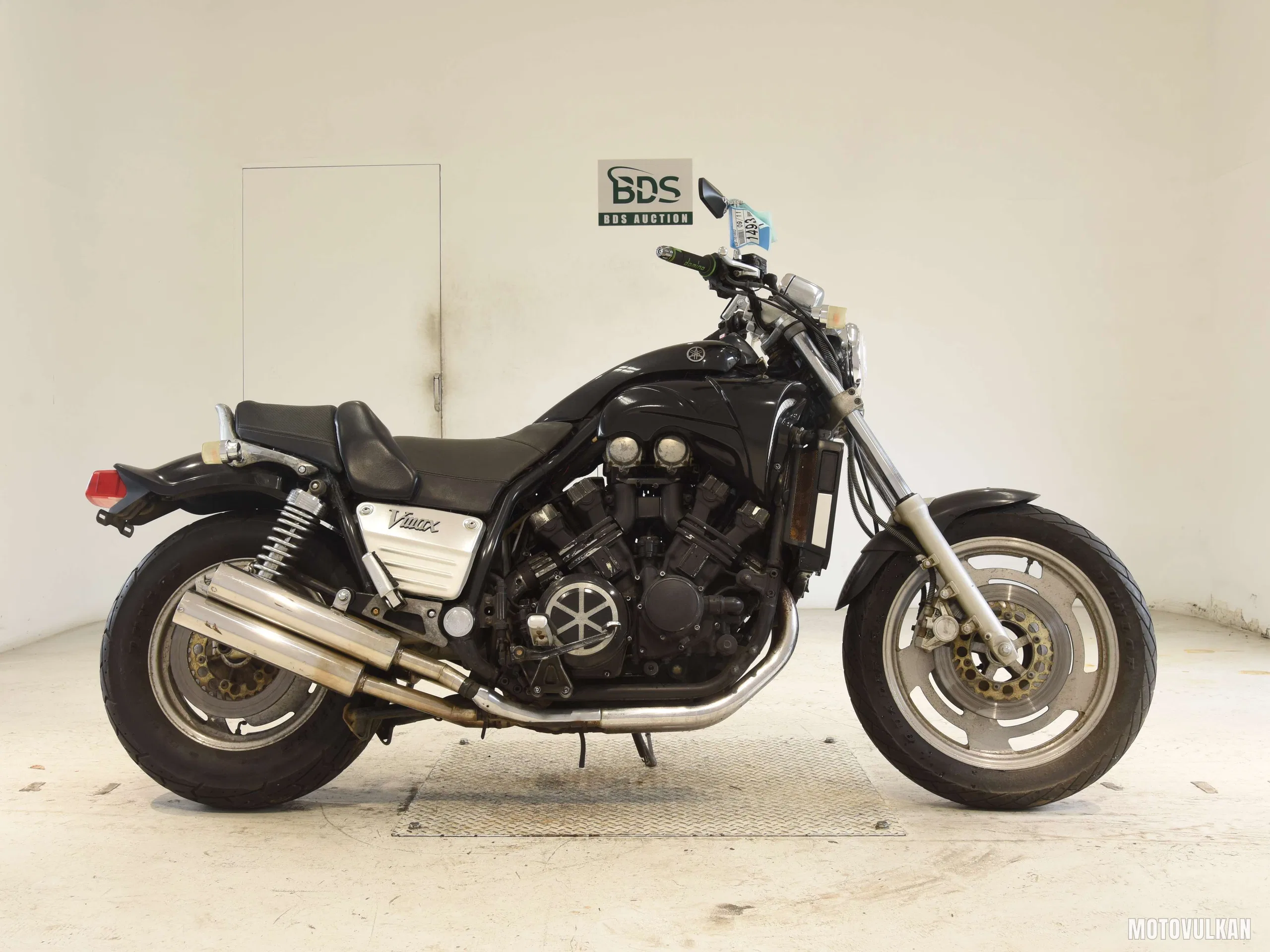 Yamaha V-MAX