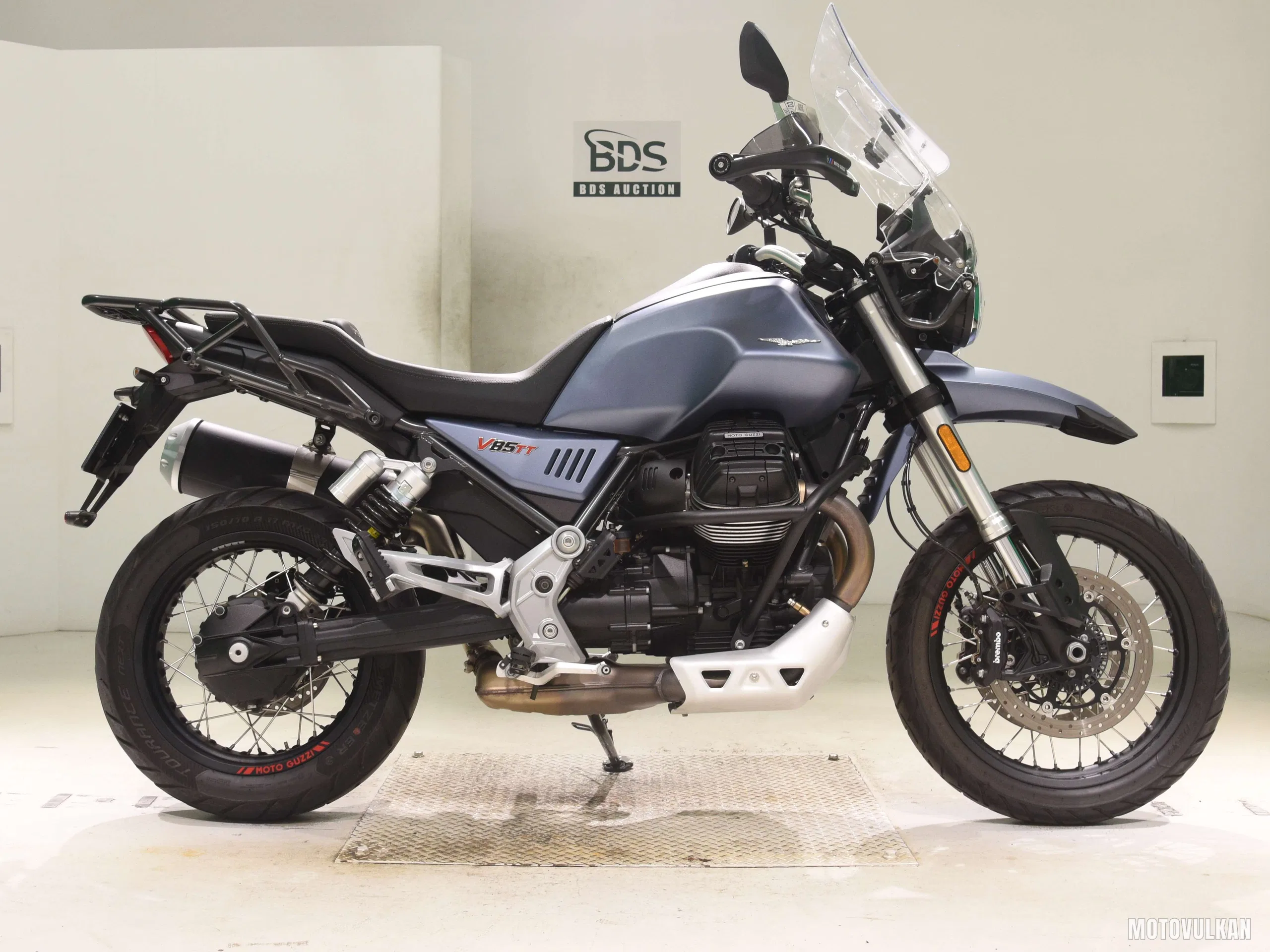  MOTO GUZZI V85TT