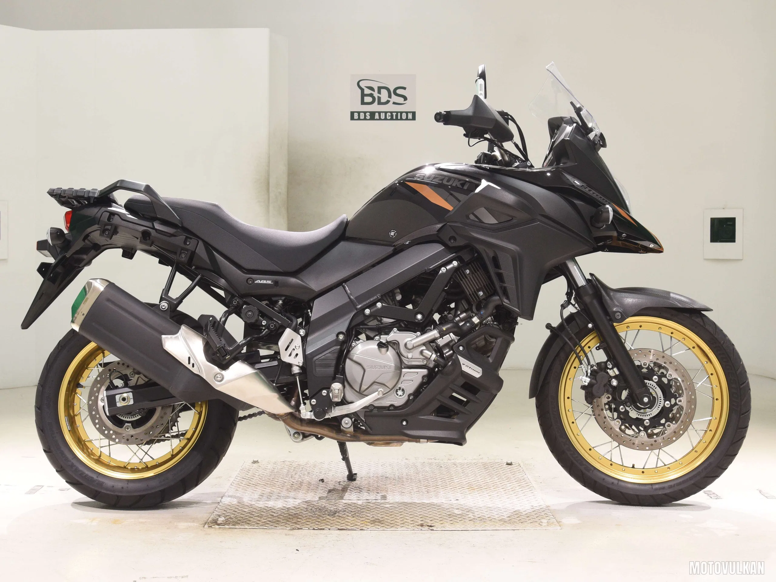 Suzuki V-Strom 650XTA