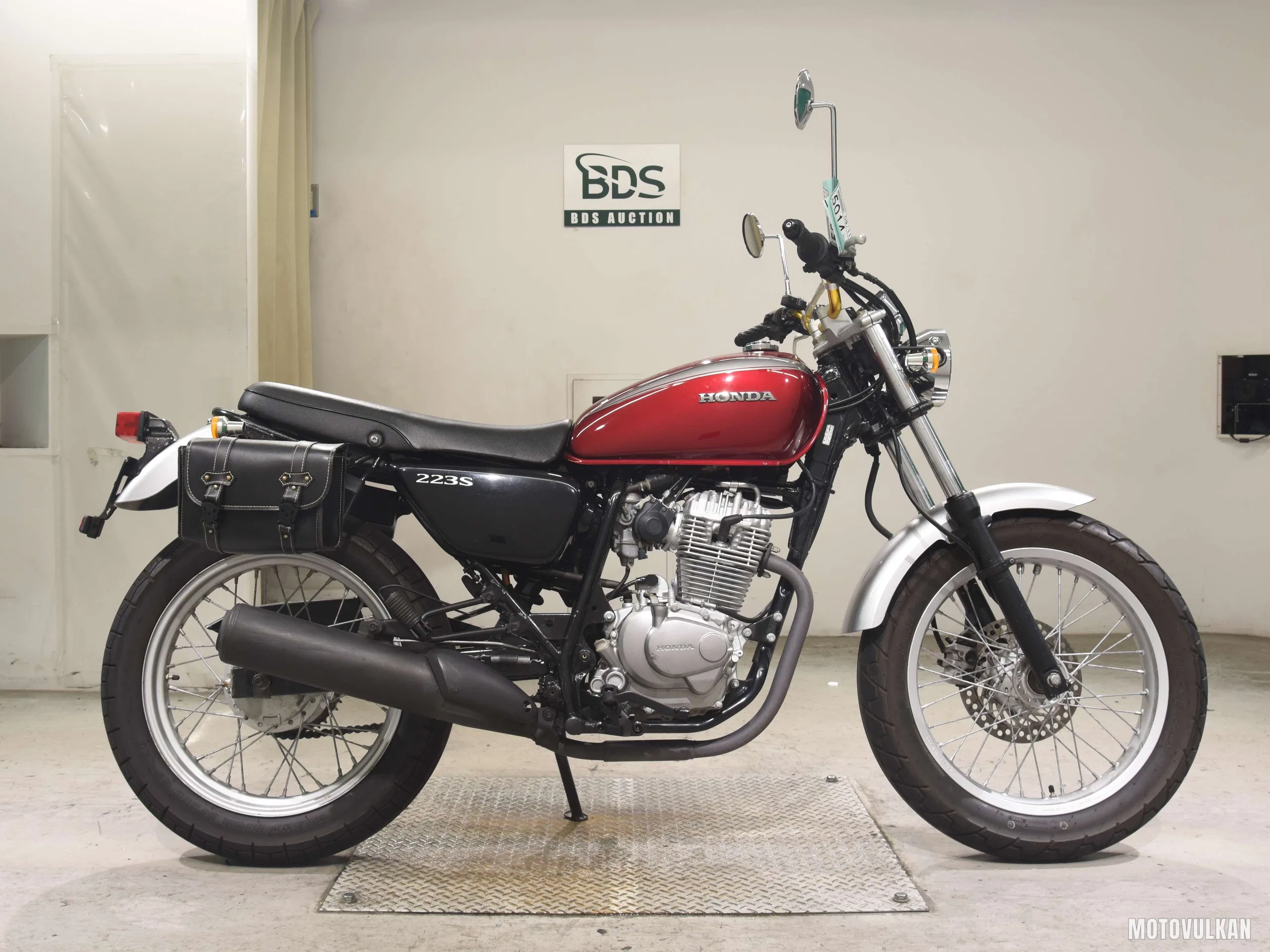 Honda CB223S