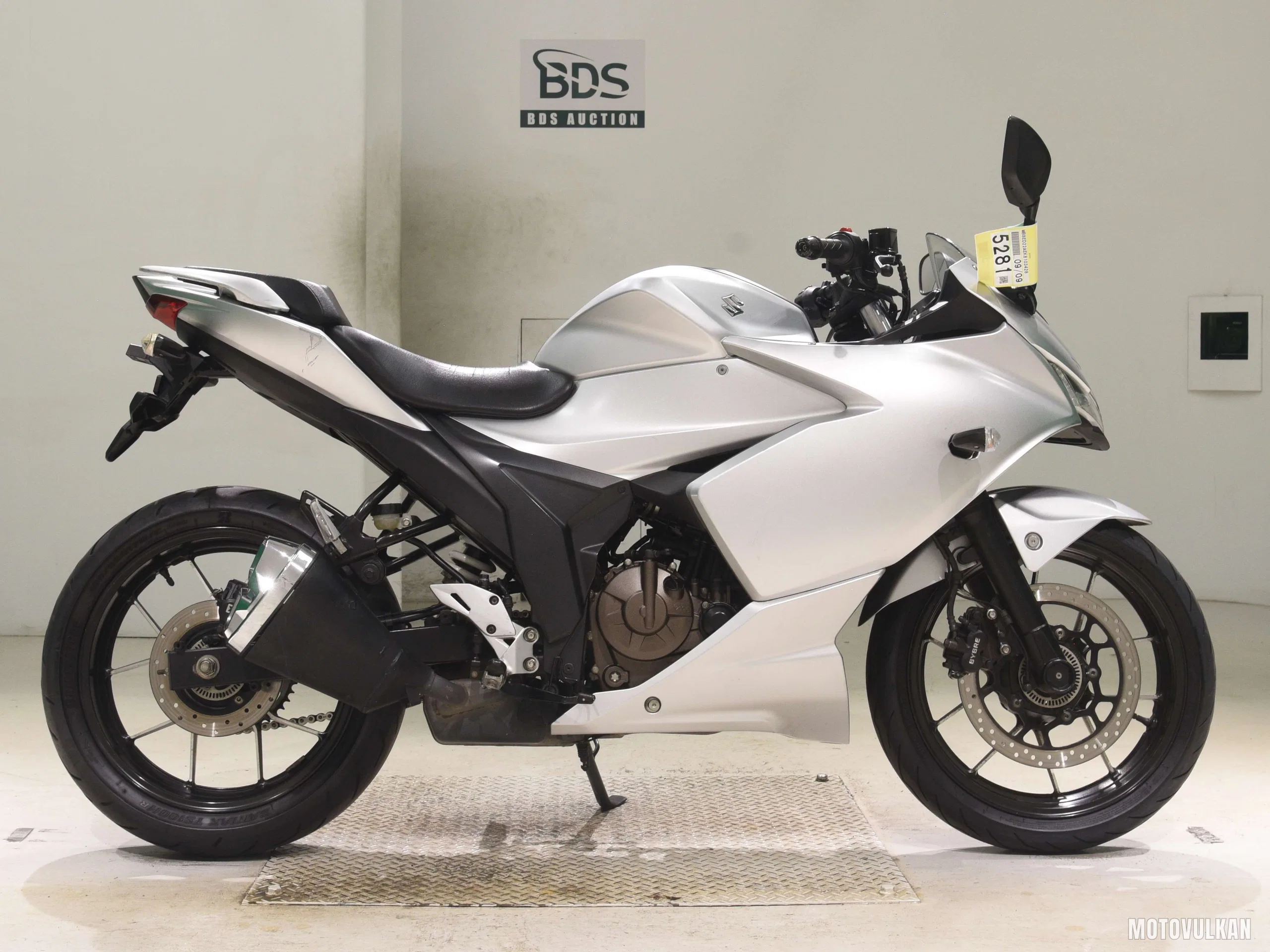 Suzuki Gixxer 250SF