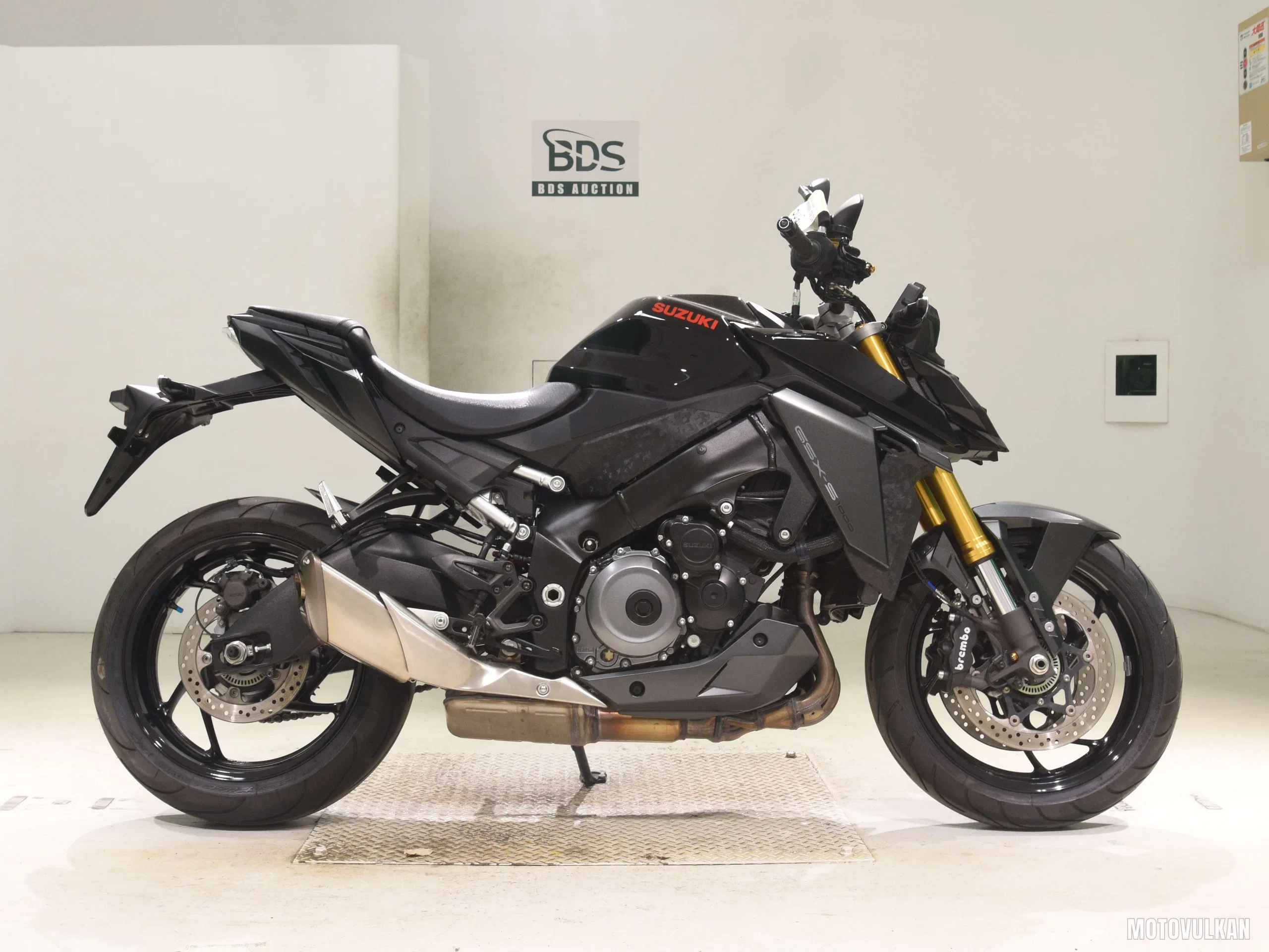 Suzuki GSX-S1000-2