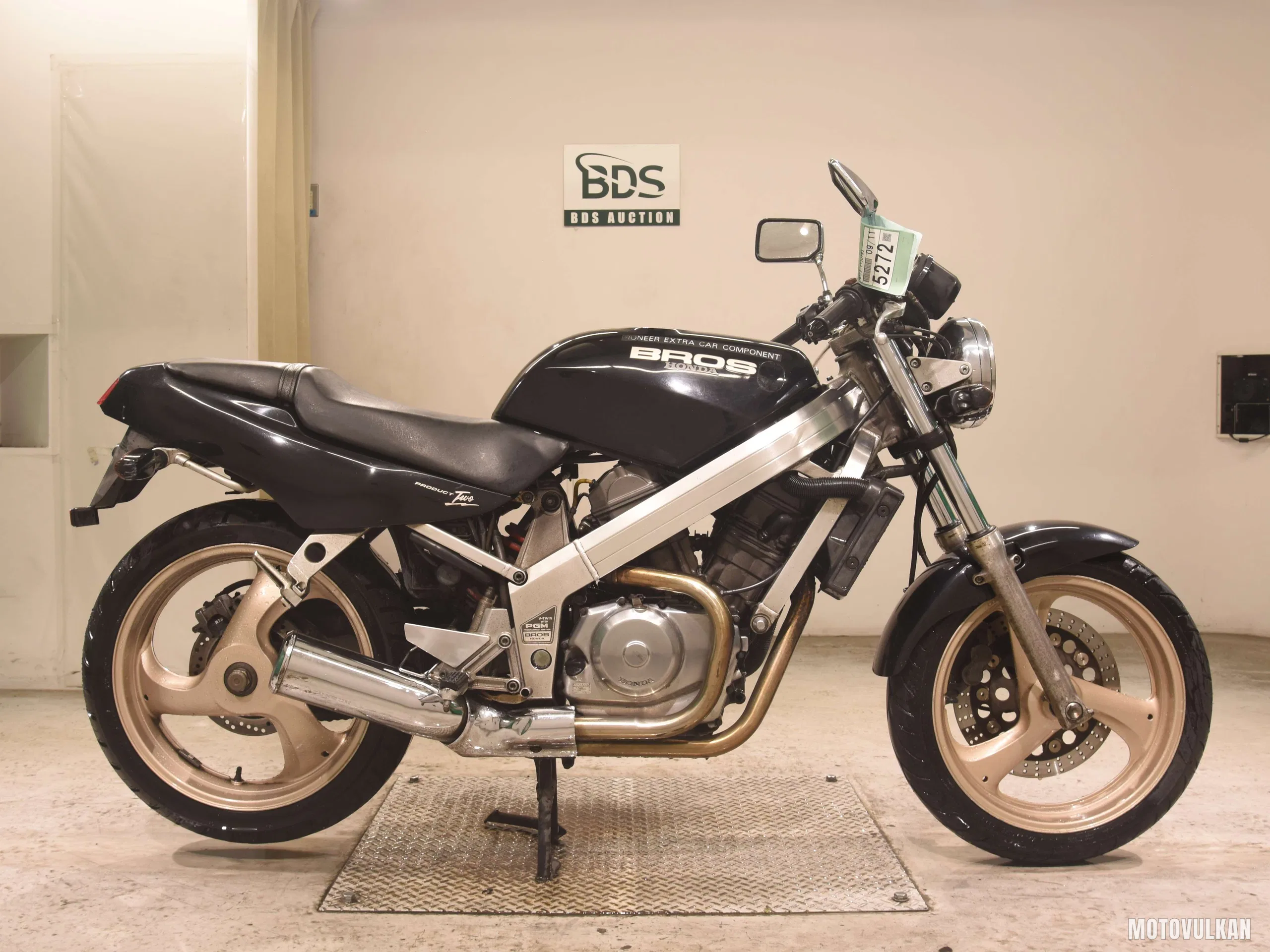 Honda BROS400-2