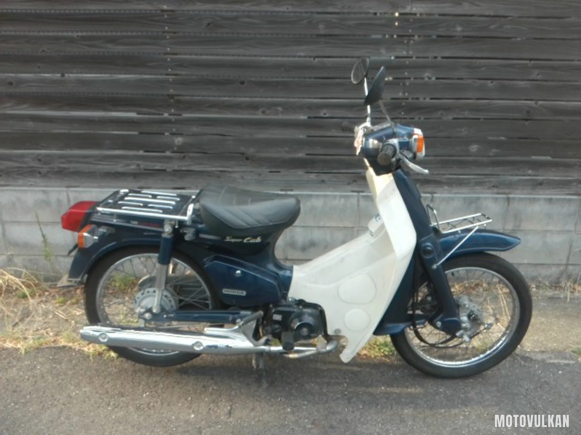 Honda Super Cub50 Custom