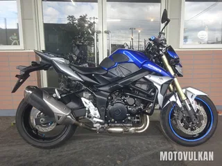 Suzuki Gsr750