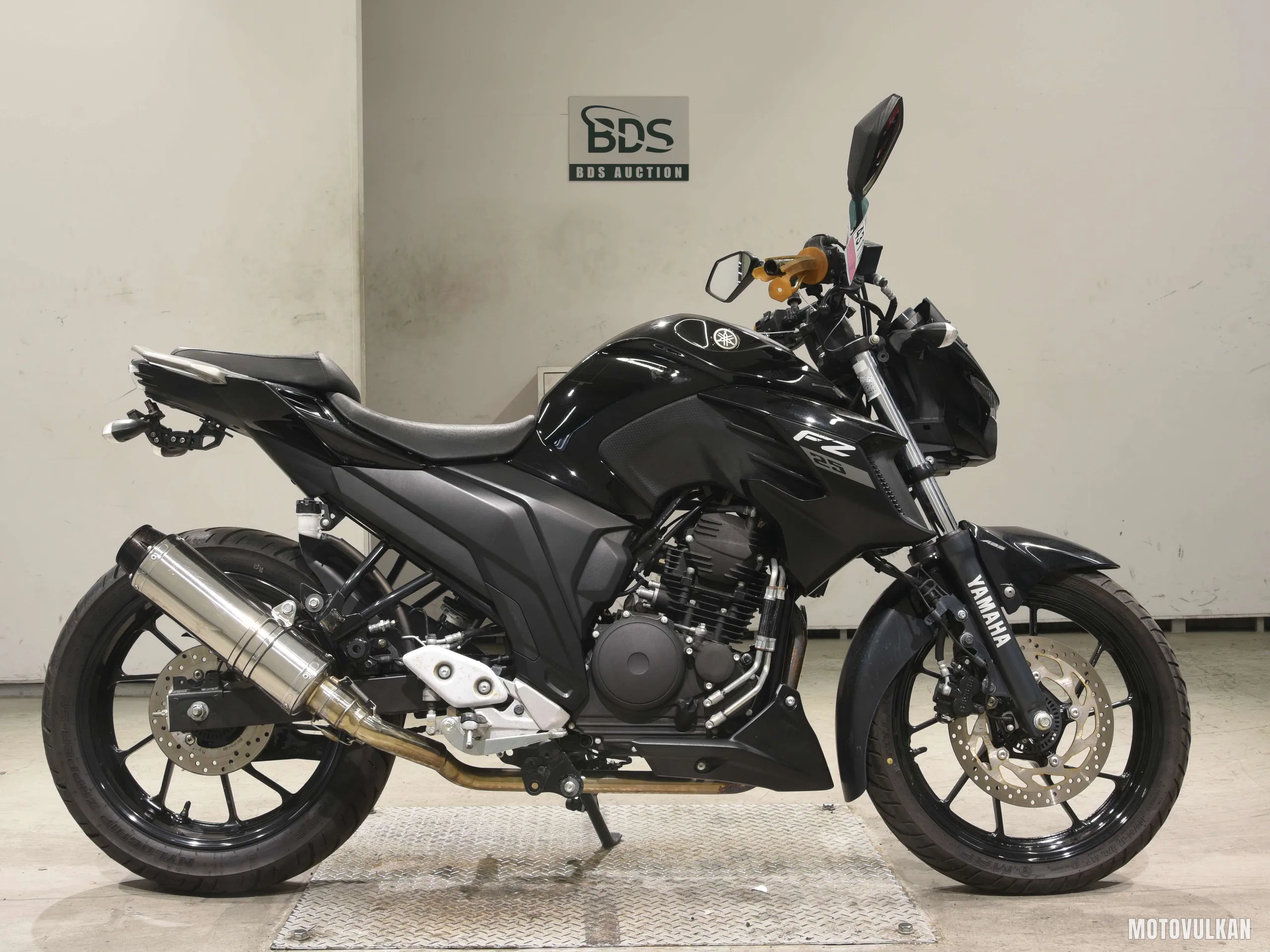 Yamaha FZ25