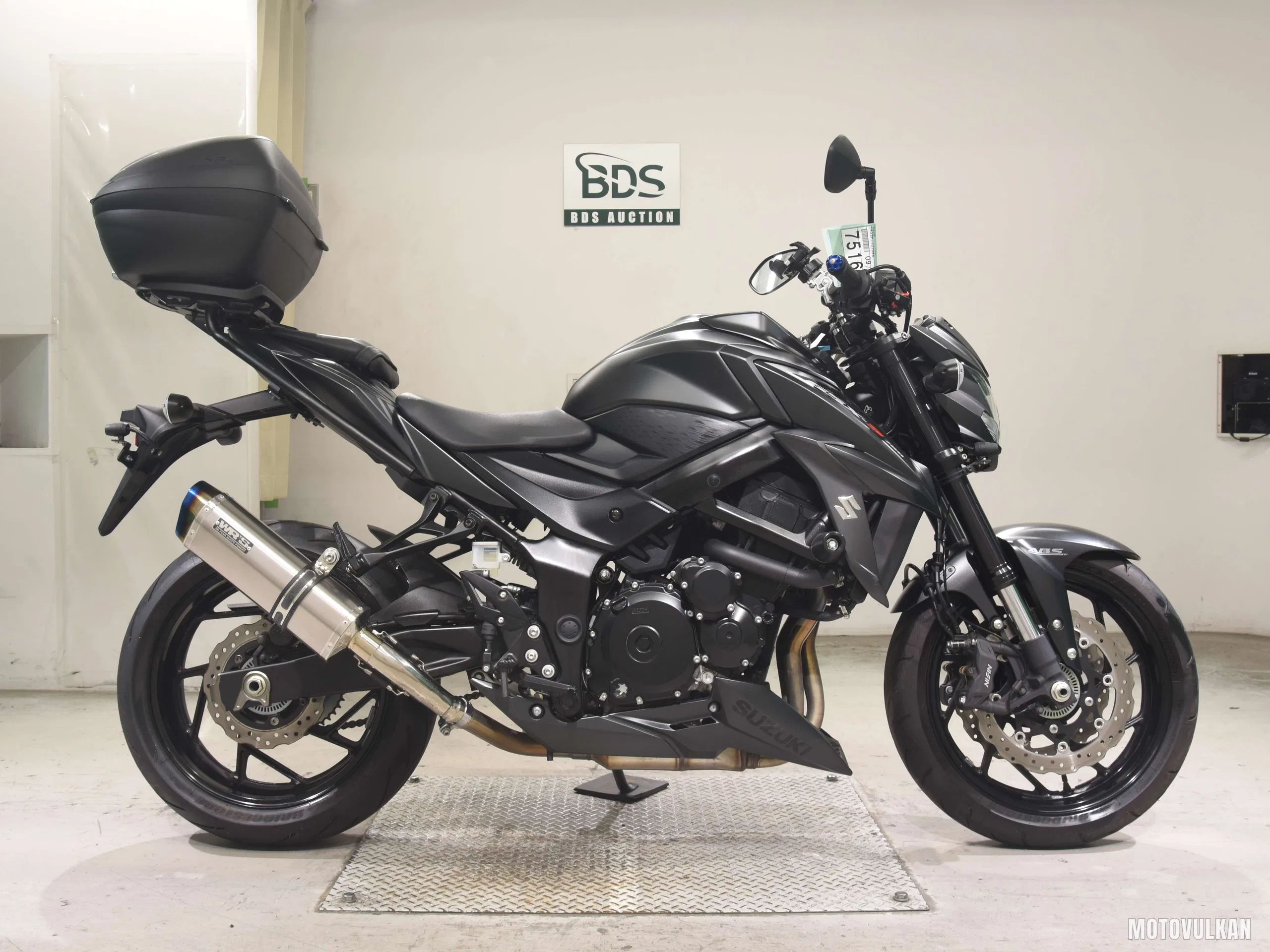 Suzuki GSX-S750