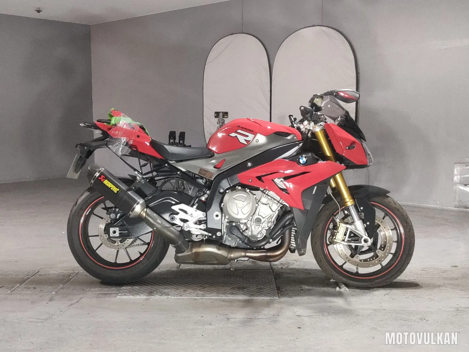 BMW BMW S1000R