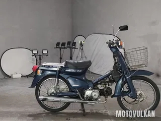 Honda Super Cub 50 Custom