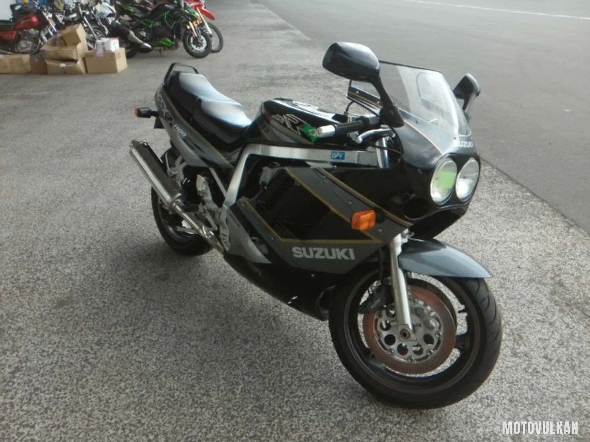 Suzuki Gsx-R1100