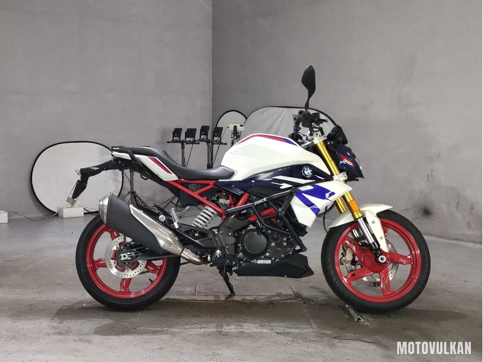 BMW BMW G310R