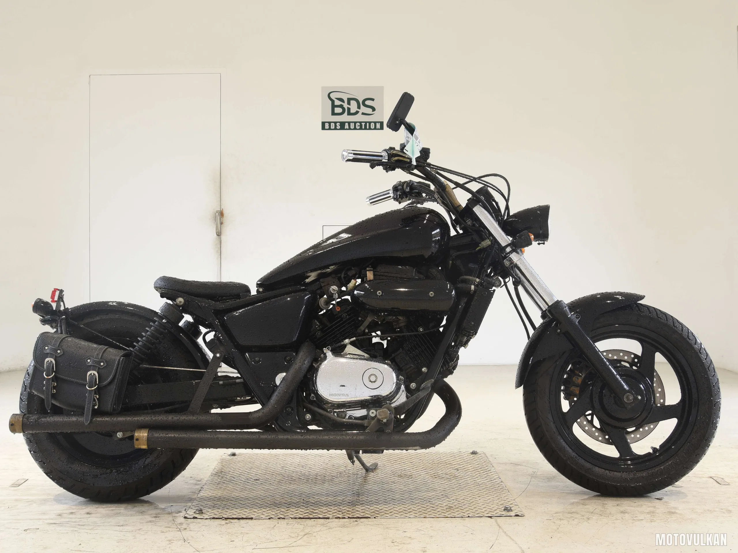 Honda MAGNA250