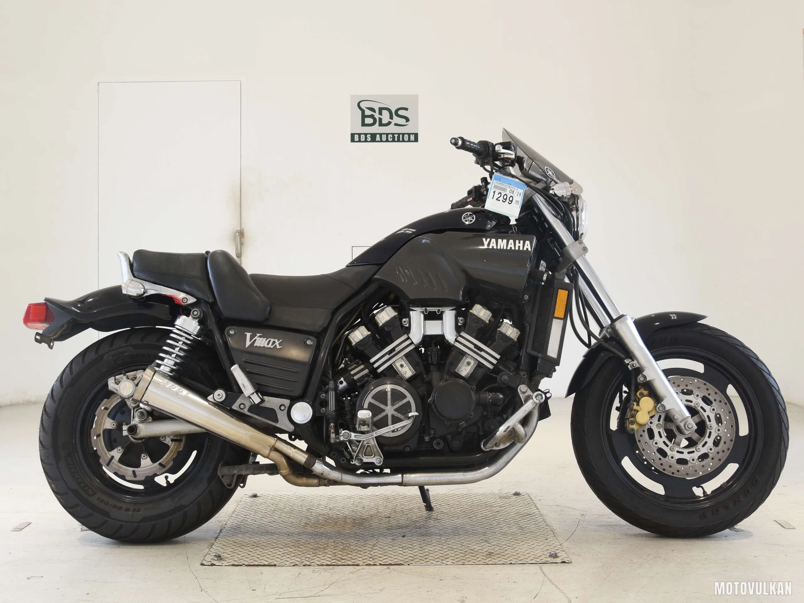 Yamaha V-MAX