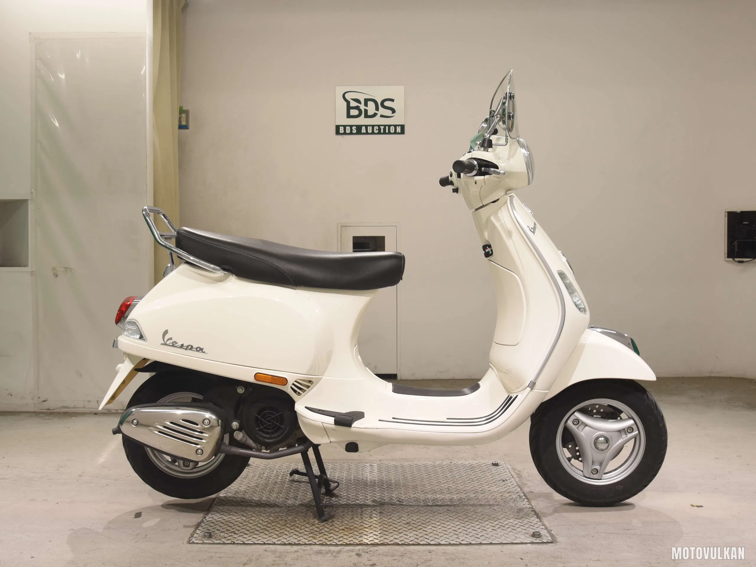  VESPA VX125