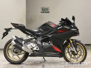 Honda CBR250RR-2