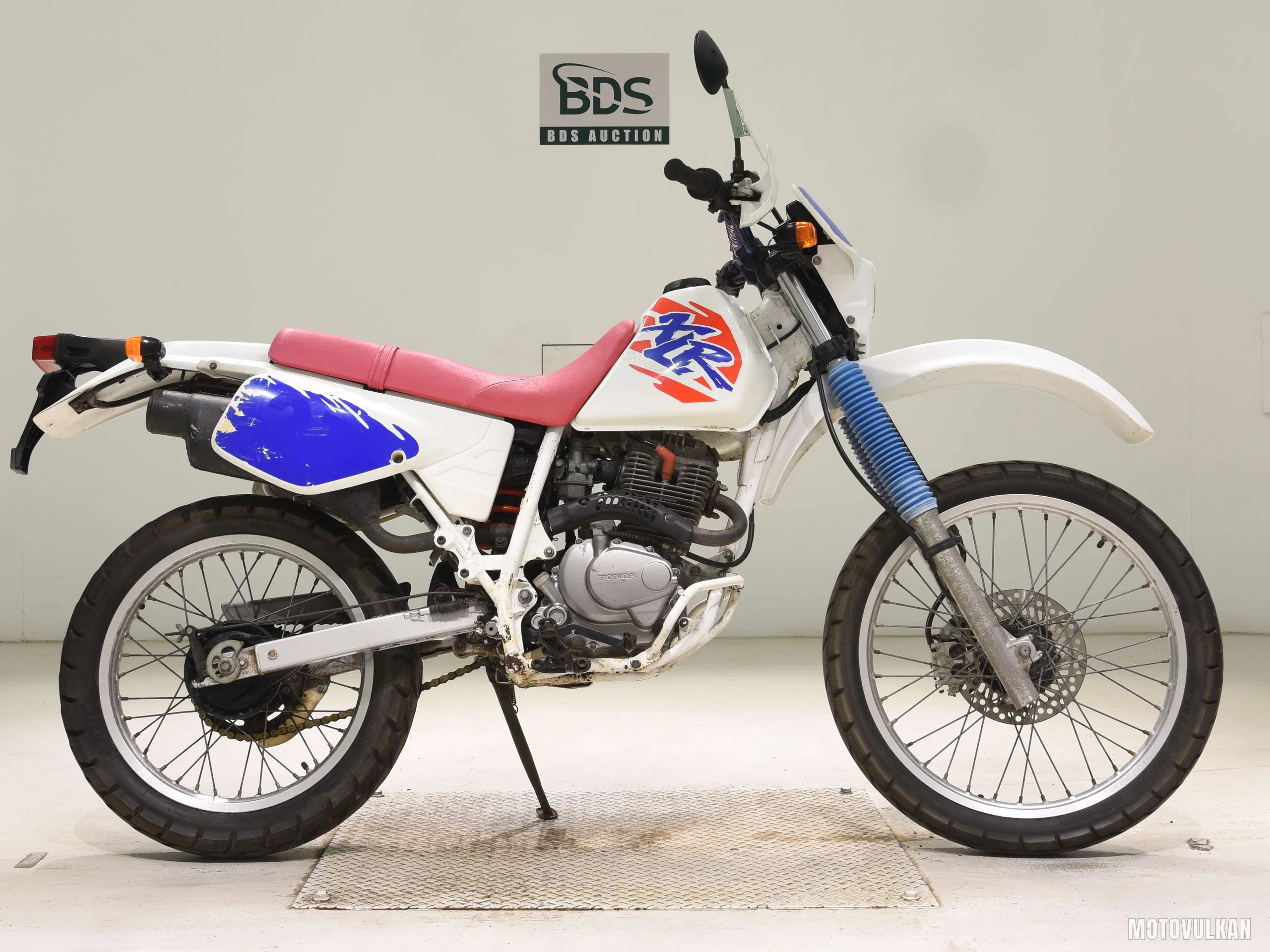 Honda XLR200R