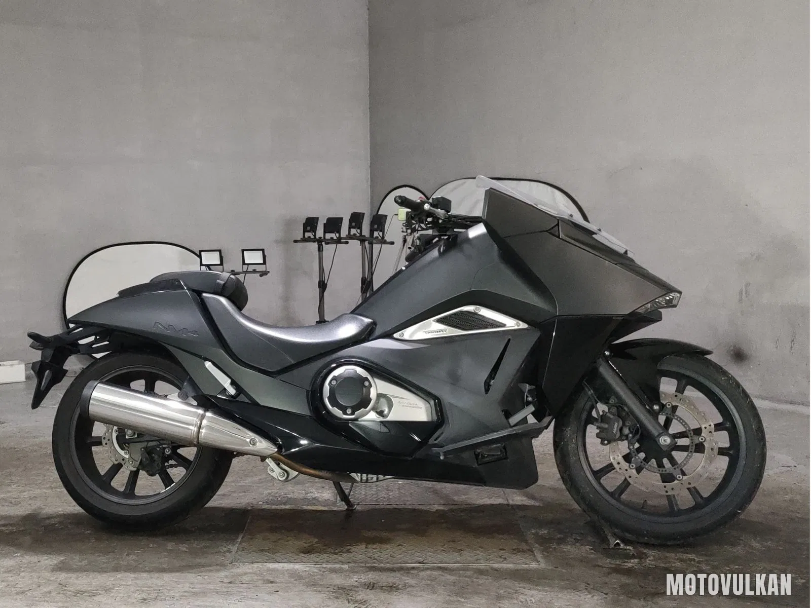 Honda NM4-01