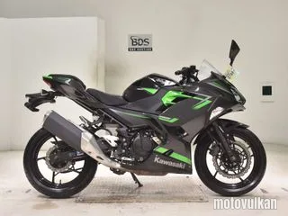 Kawasaki NINJA400-2