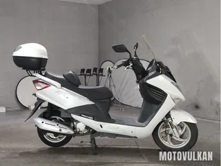 SYM SYM RV200i