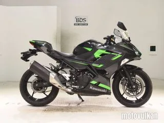 Kawasaki NINJA400-2