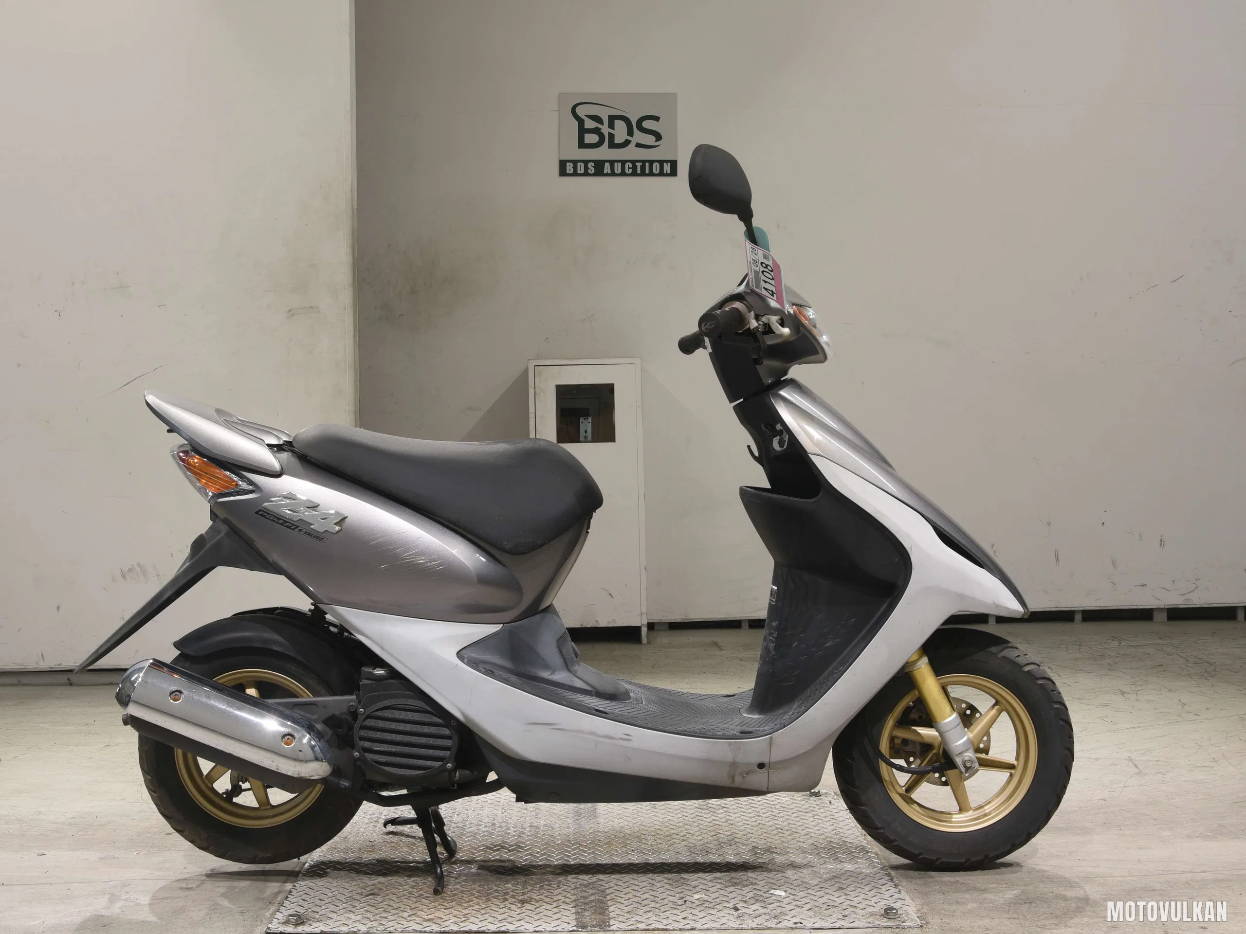 Honda DIO Z4-2