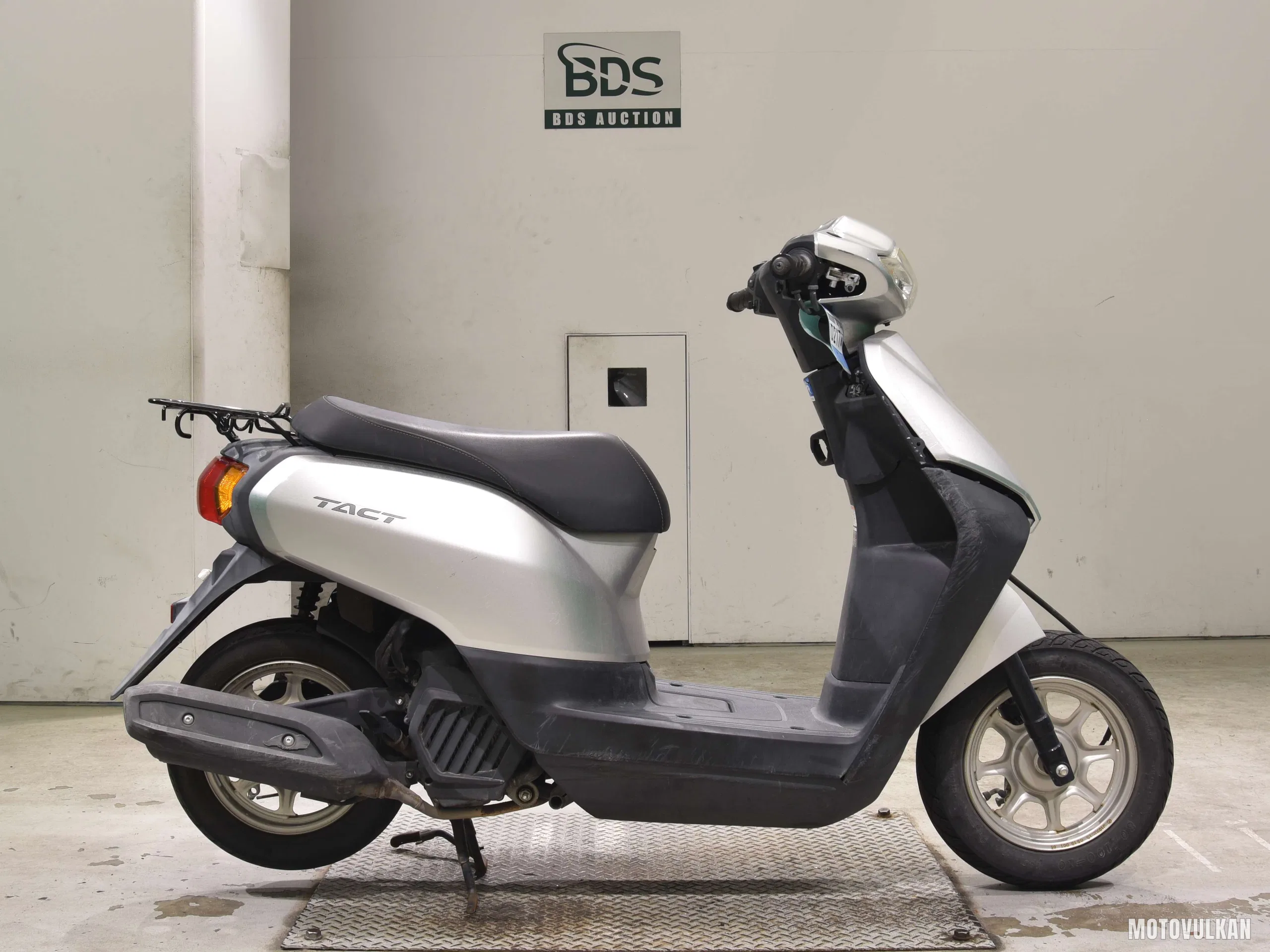 Honda TACT-4 Basic