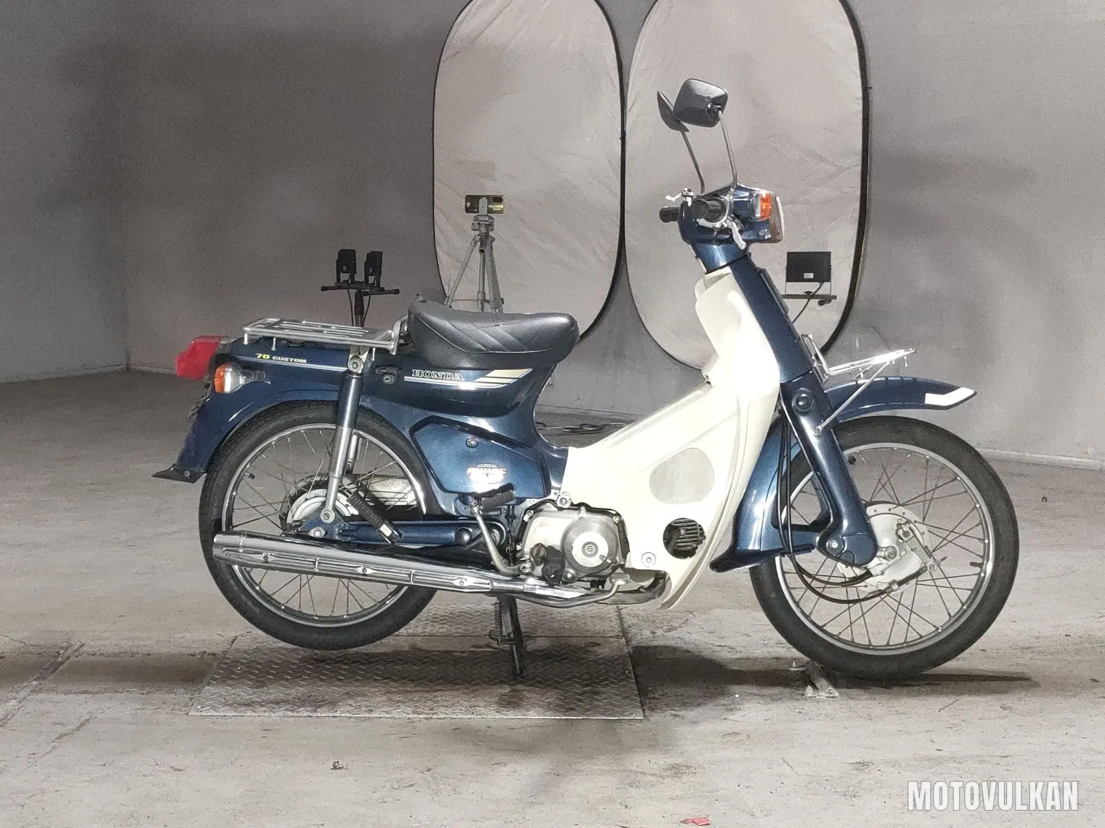 Honda Super Cub 70 Custom