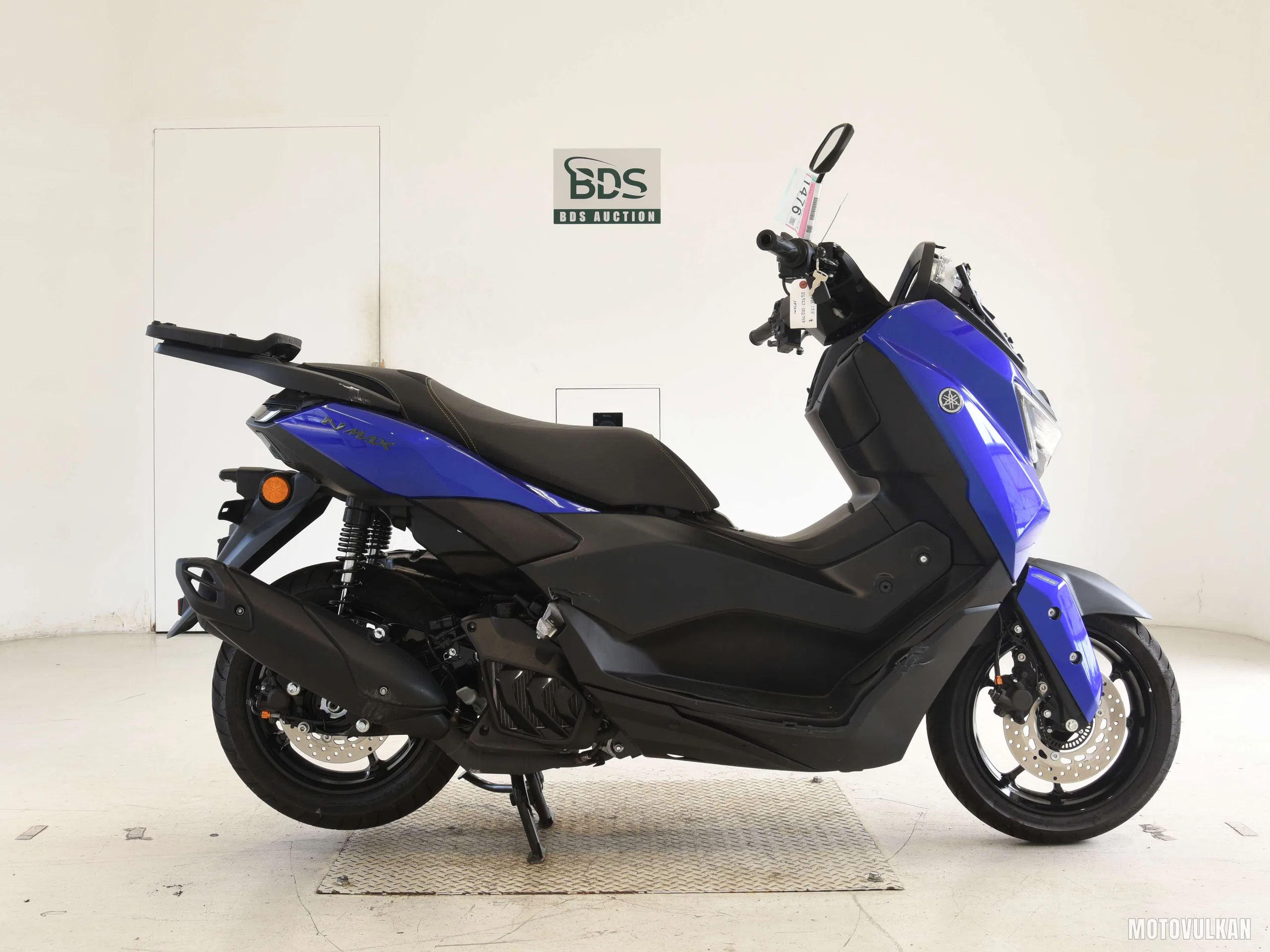 Yamaha NMAX155-3