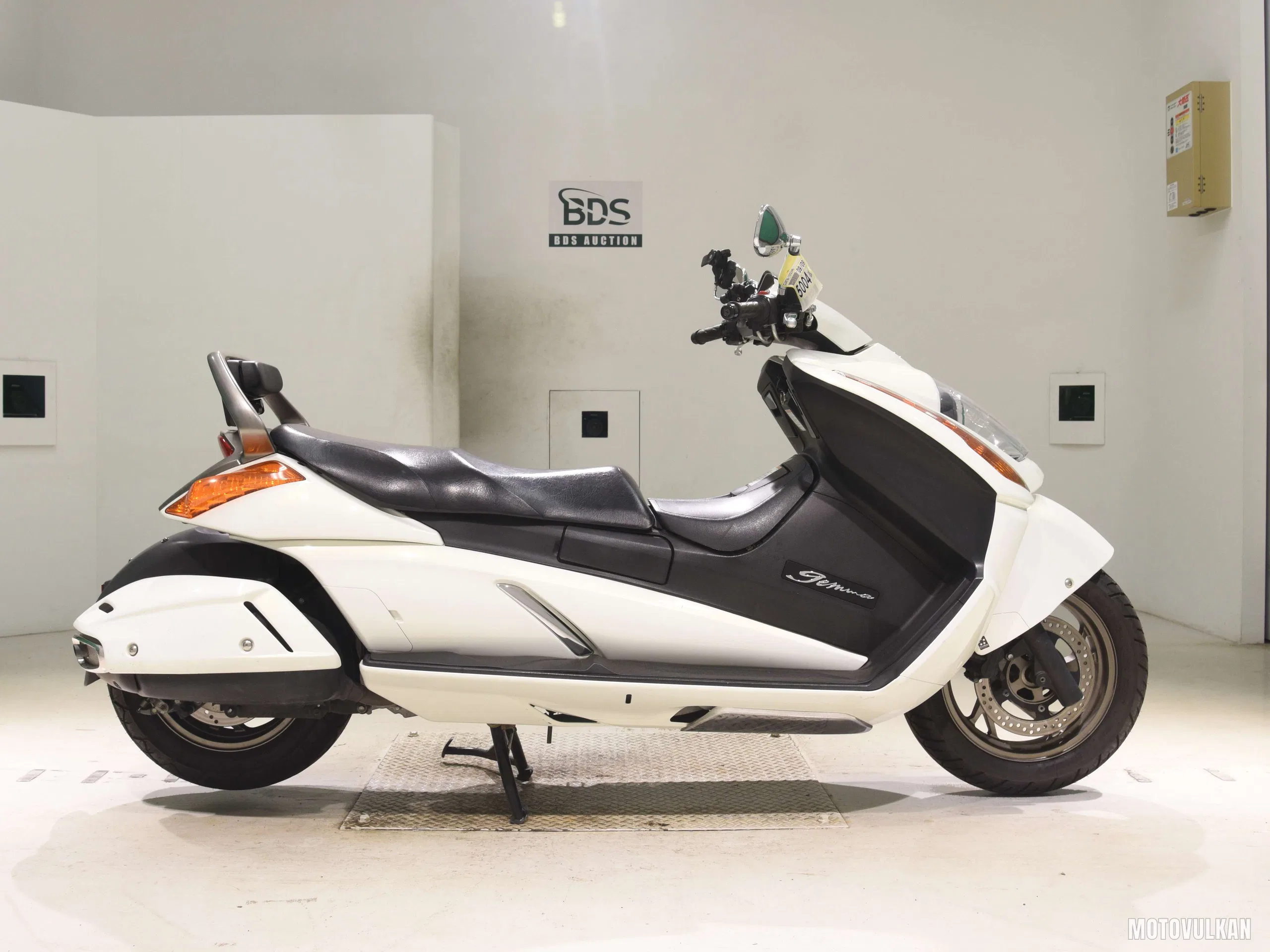 Suzuki GEMMA250
