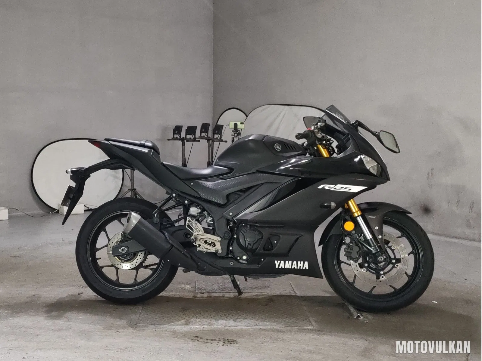 Yamaha YZF-R25
