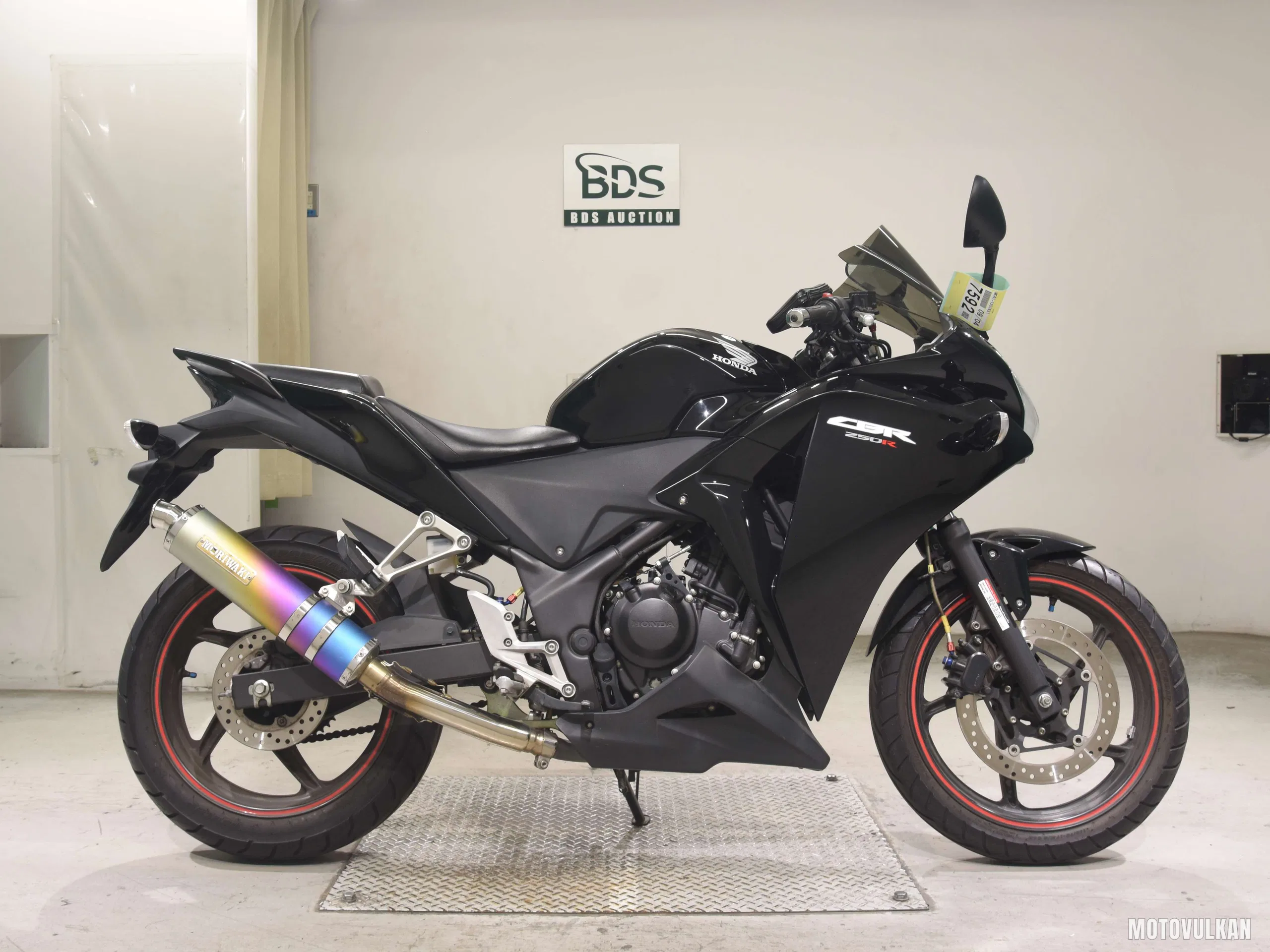 Honda CBR250R-3
