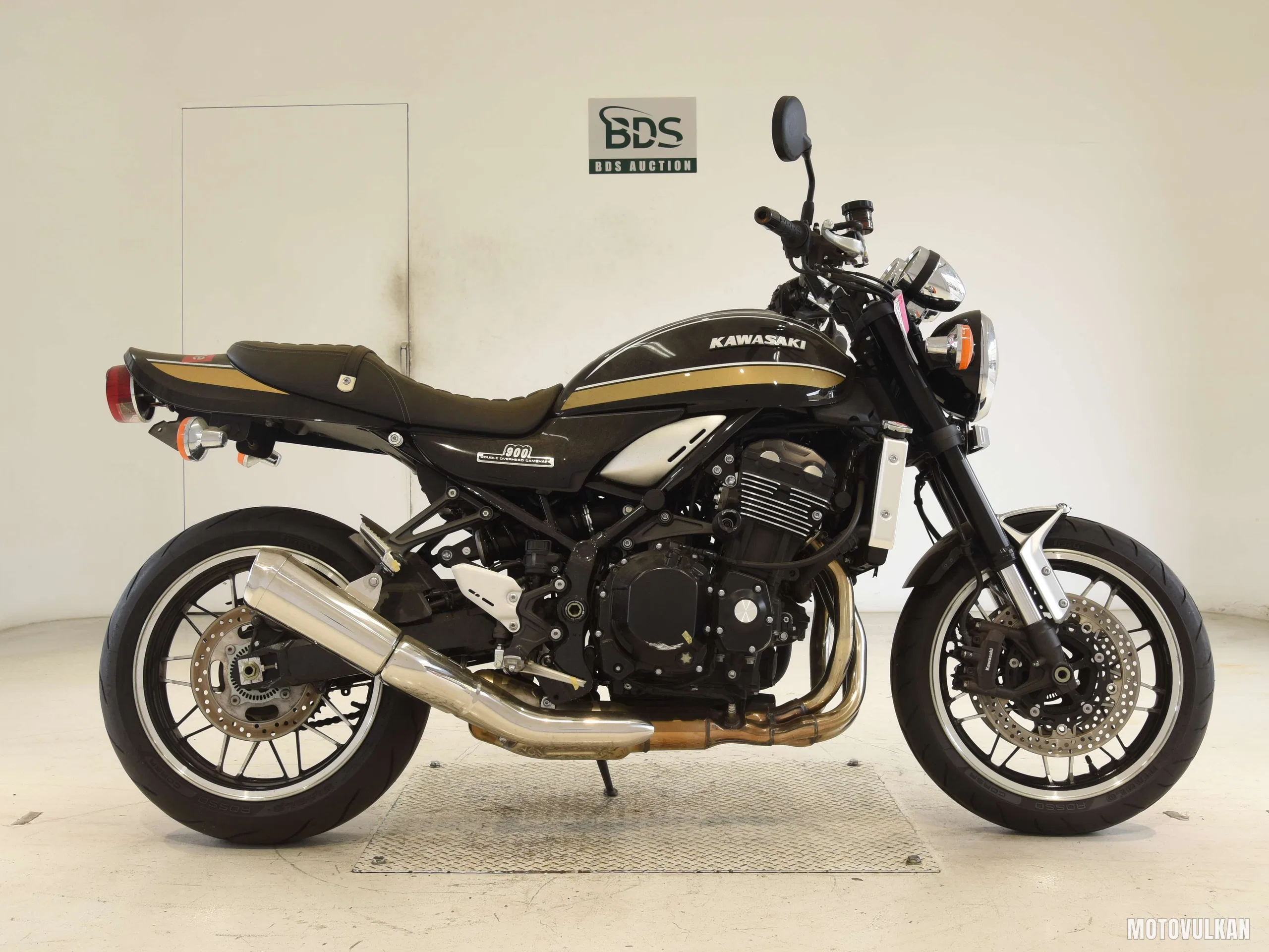 Kawasaki Z900RS