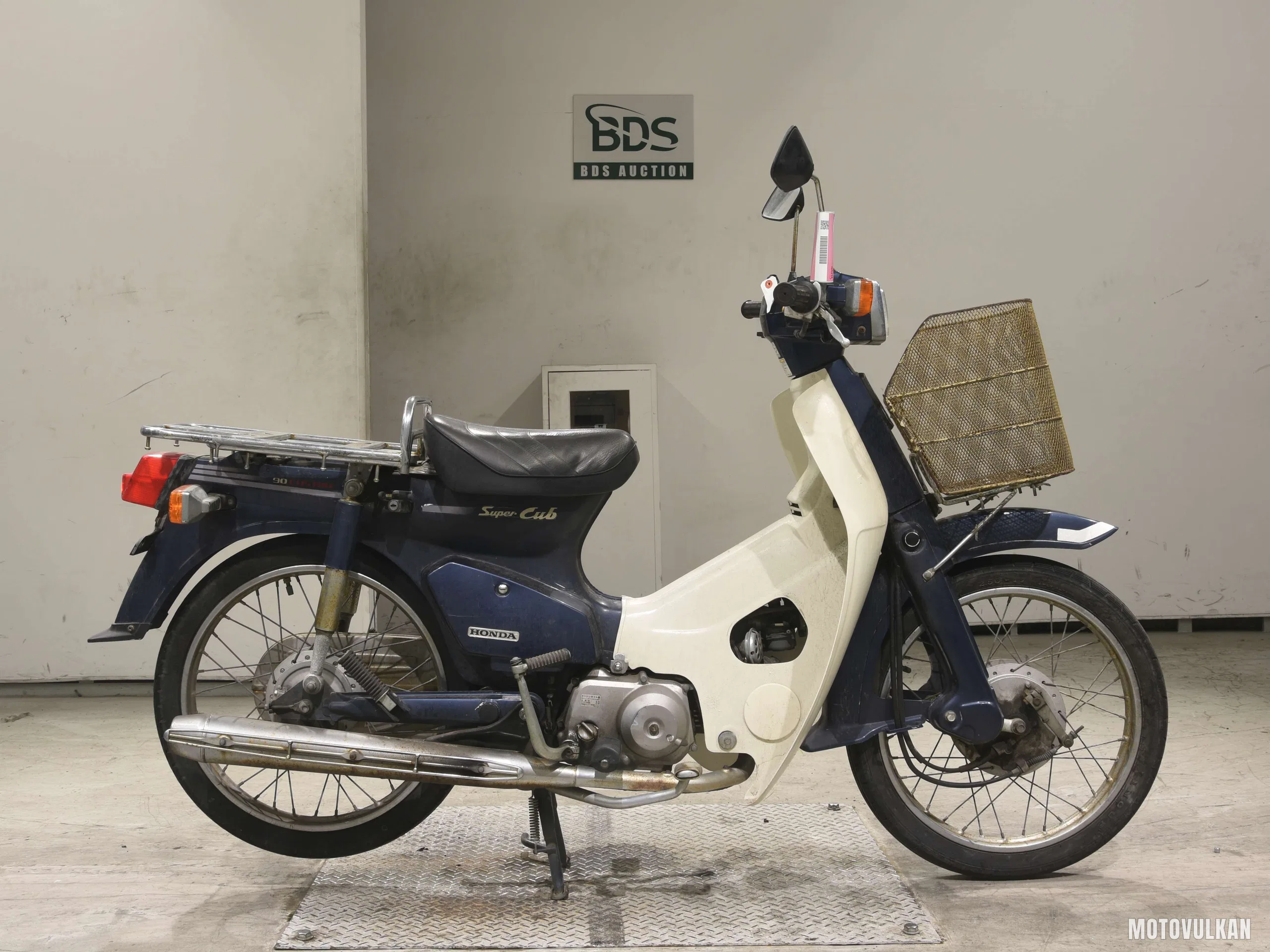 Honda C90-E