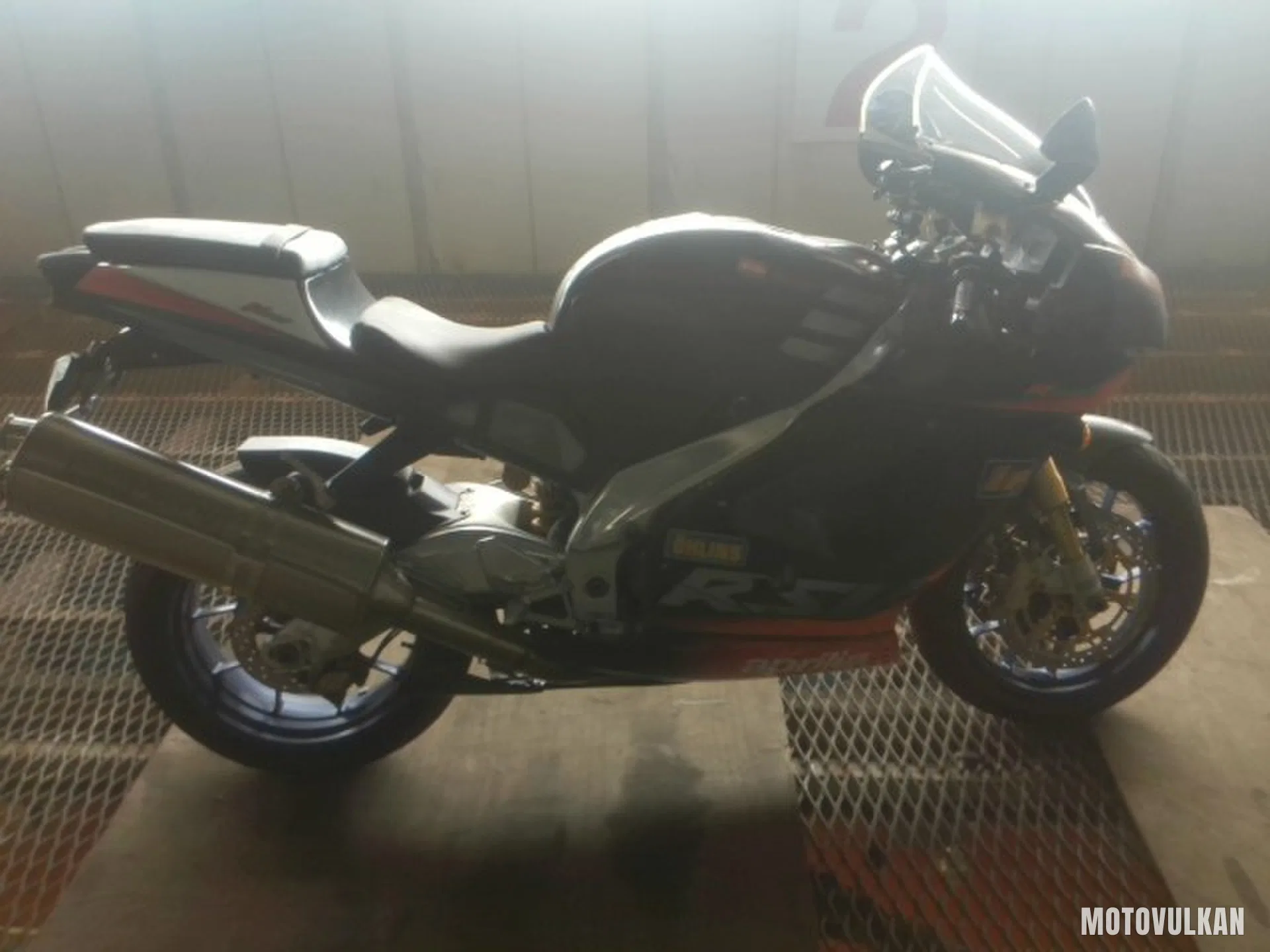 Other Non Japanese Aprilia Rsv1000R