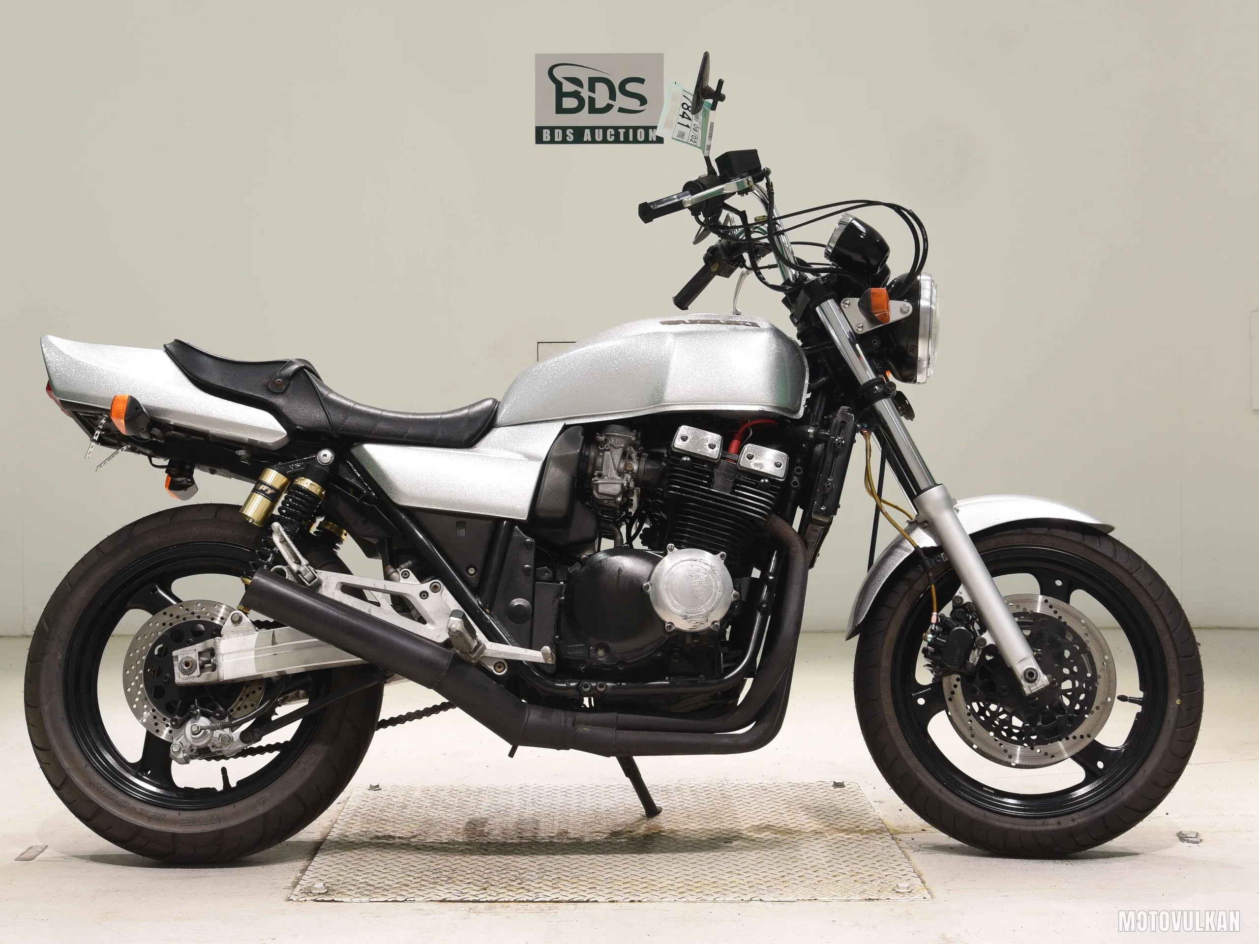 Suzuki GSX400 IMPULSE