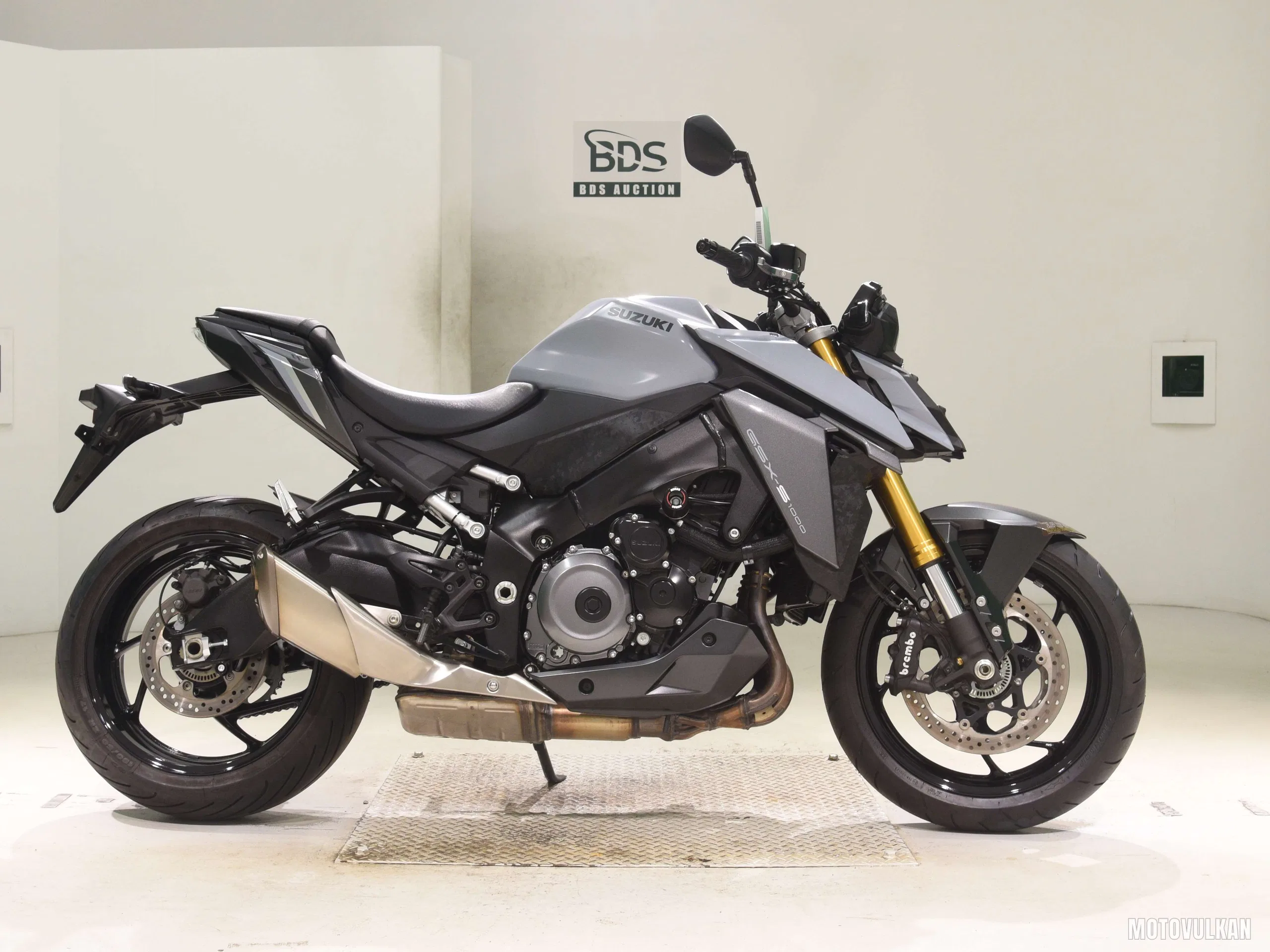 Suzuki GSX-S1000-2