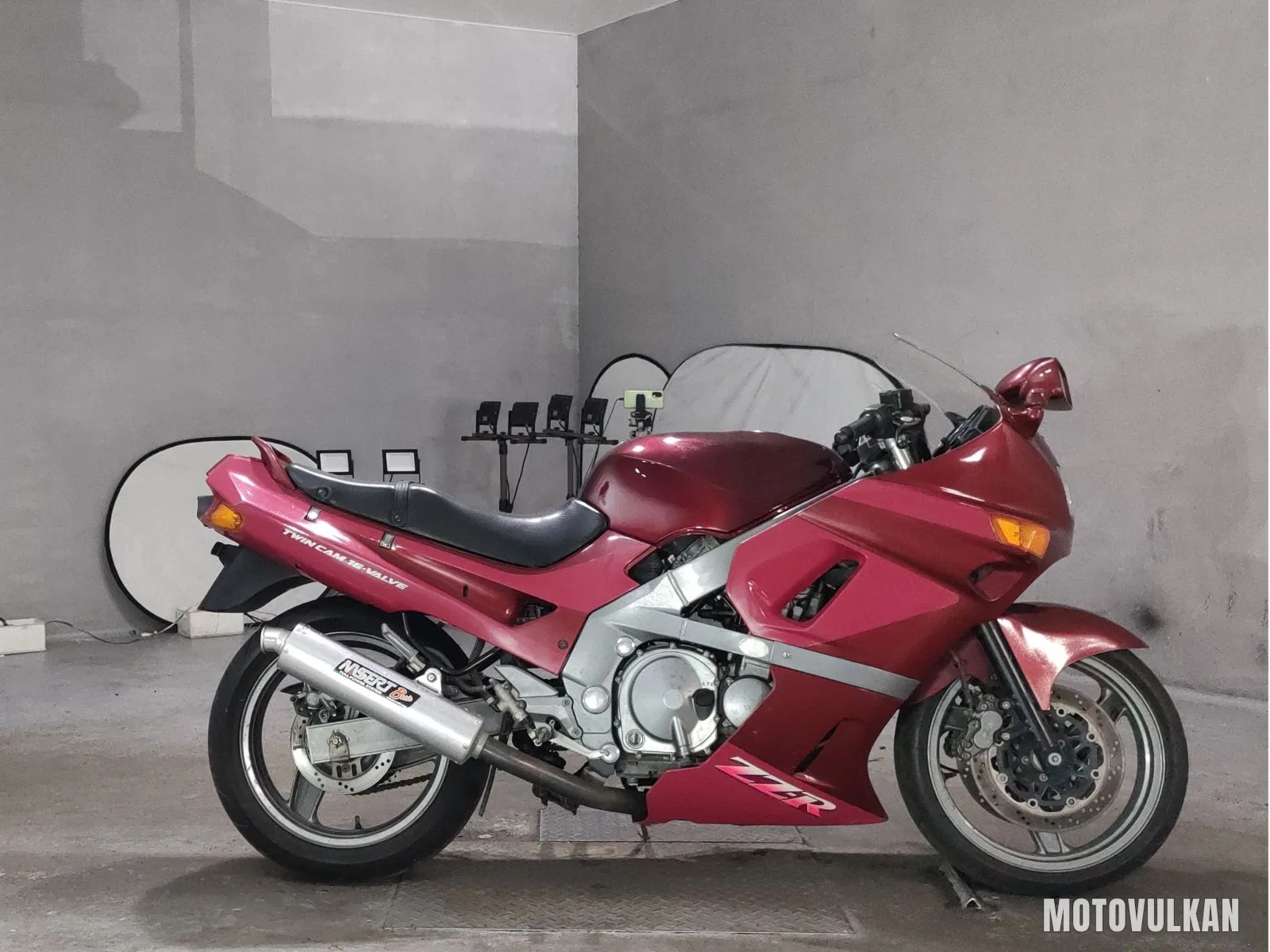 Kawasaki ZZ-R400