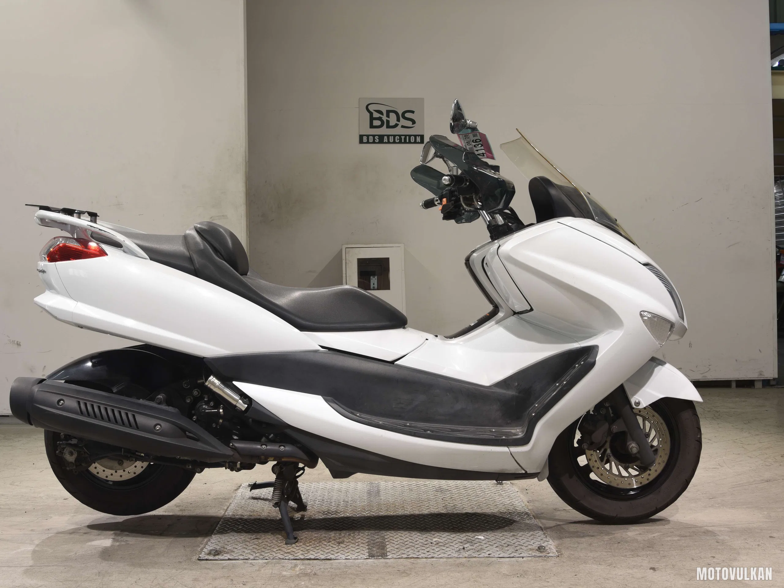 Yamaha MAJESTY250-4