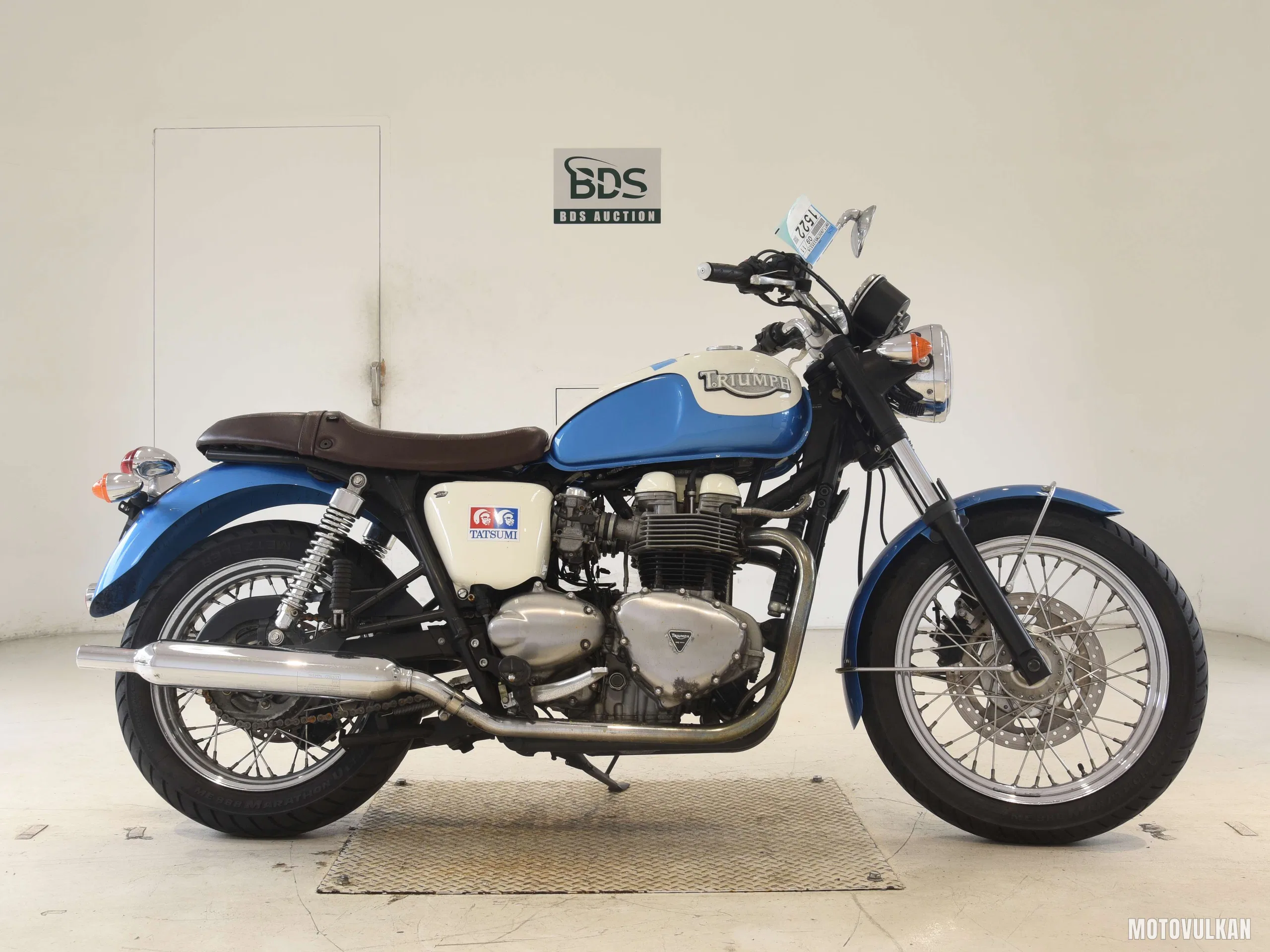  TRIUMPH BONNEVILLE