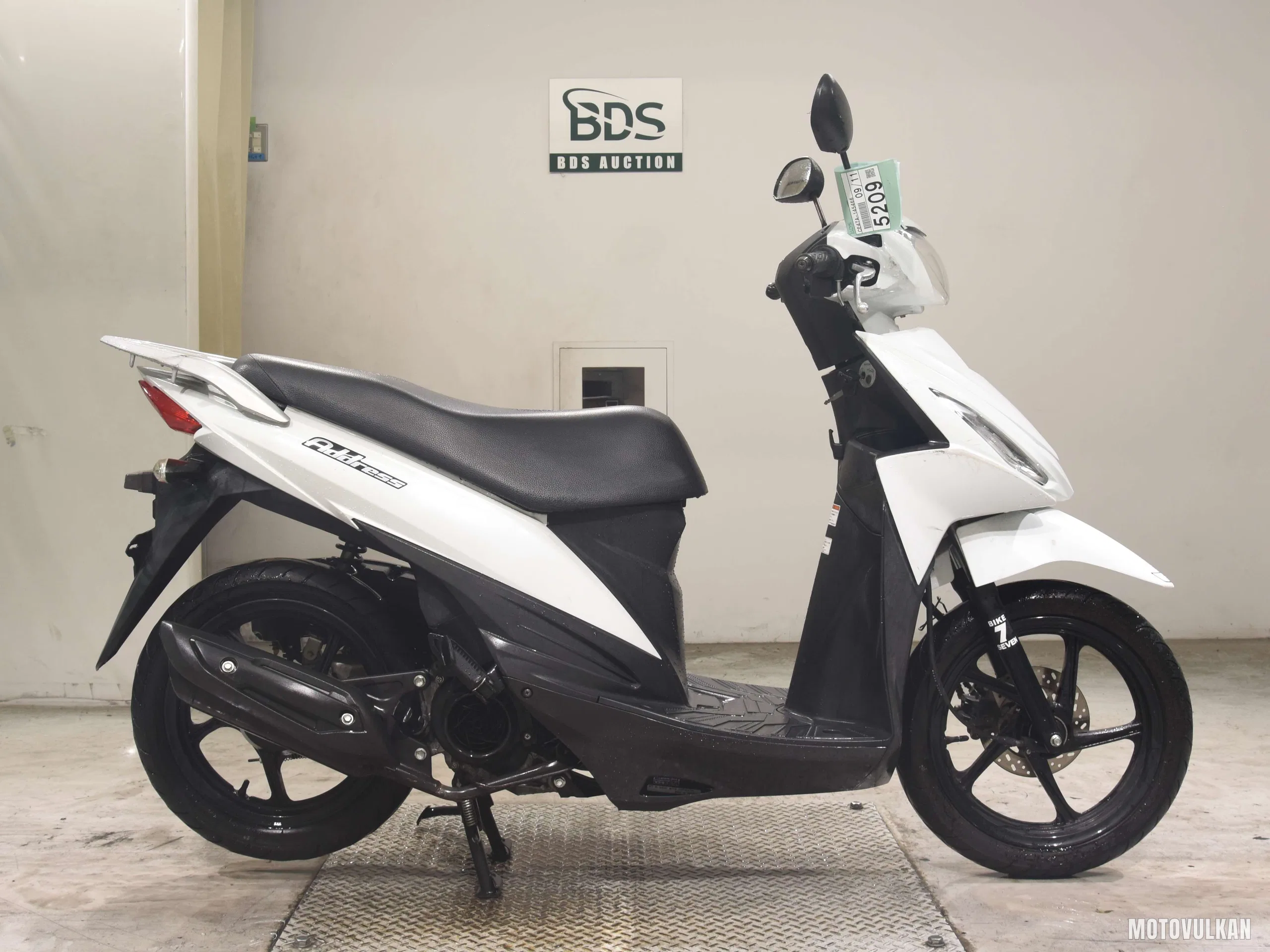 Suzuki ADDRESS110-2