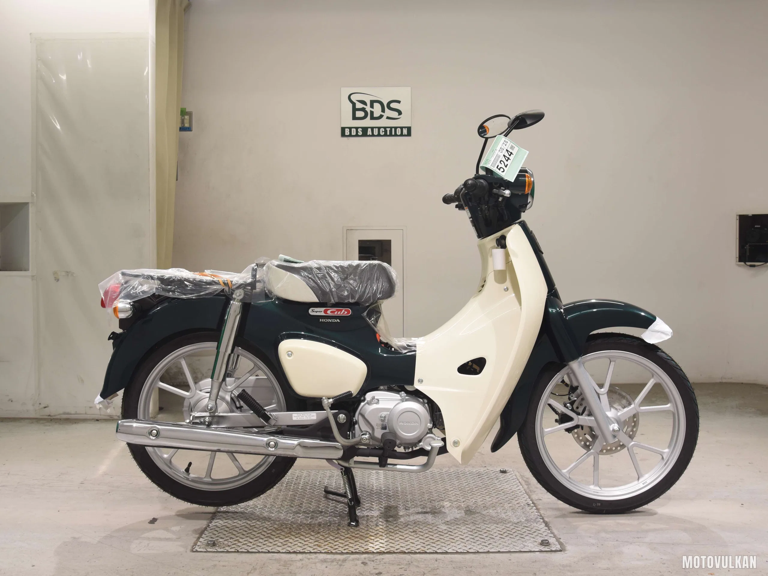 Honda C110-4