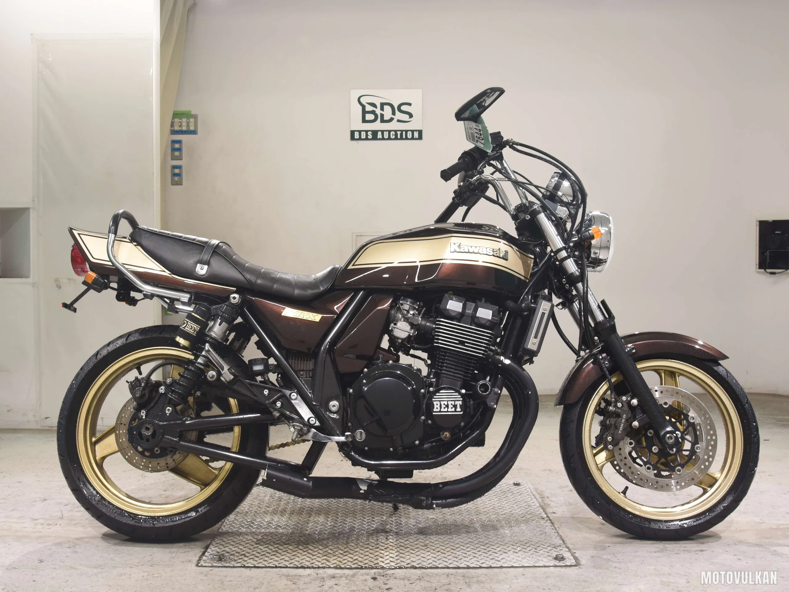 Kawasaki ZRX400