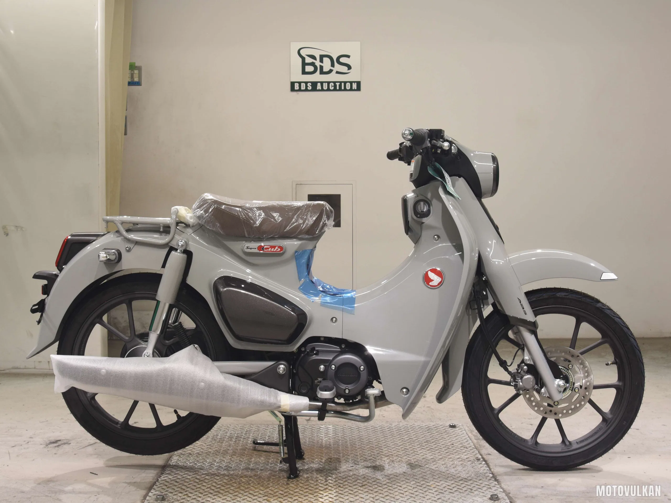 Honda C125-2