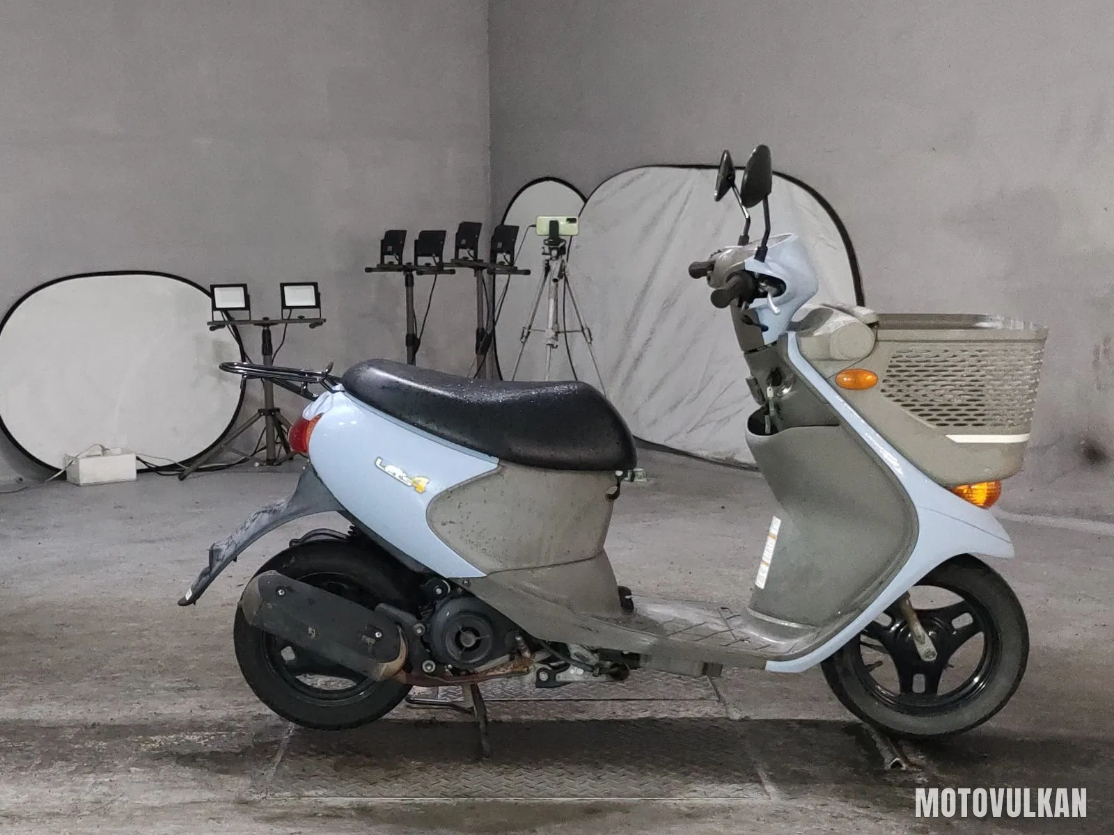 Suzuki Let's 4 Basket