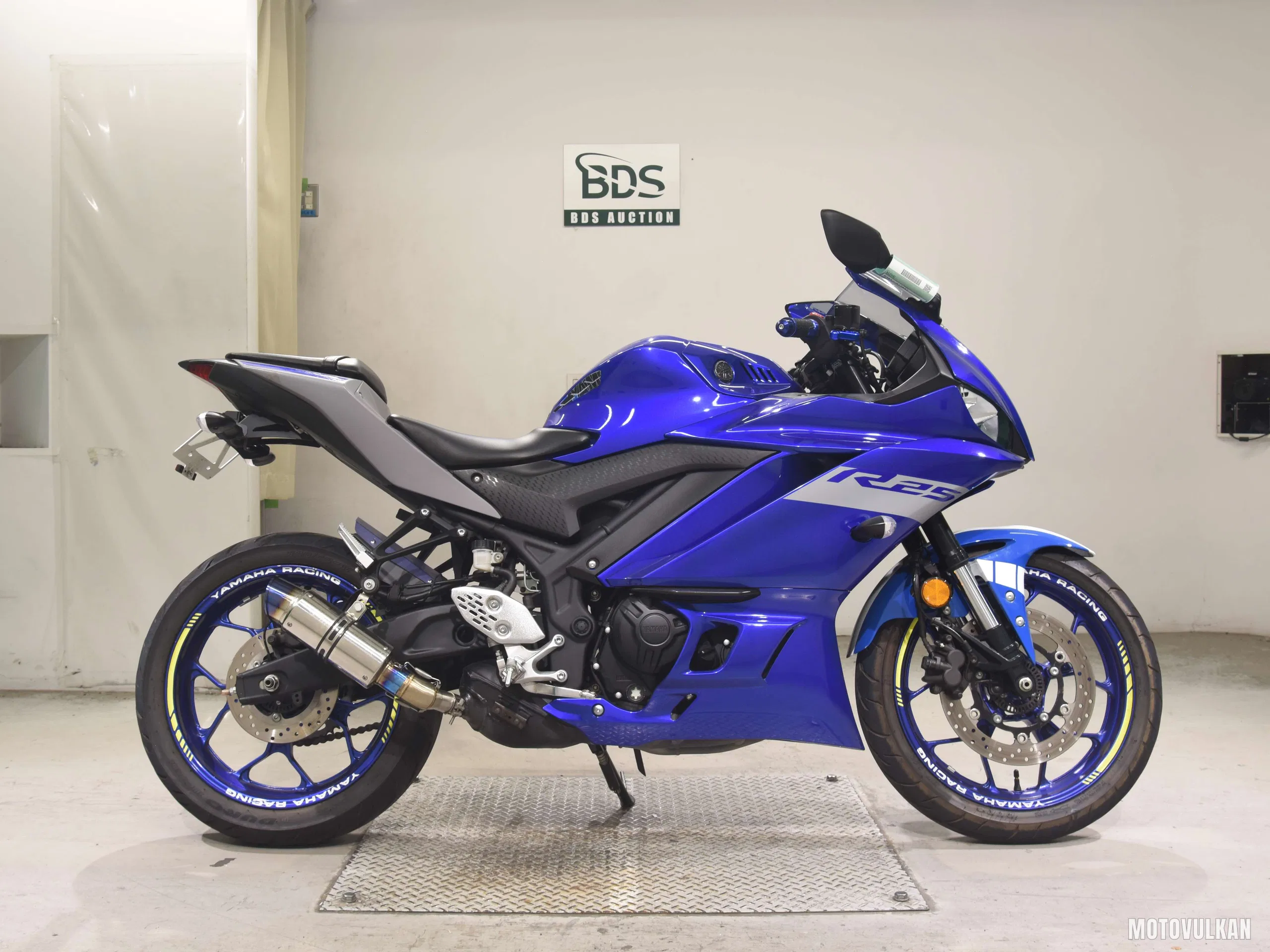 Yamaha YZF-R25A