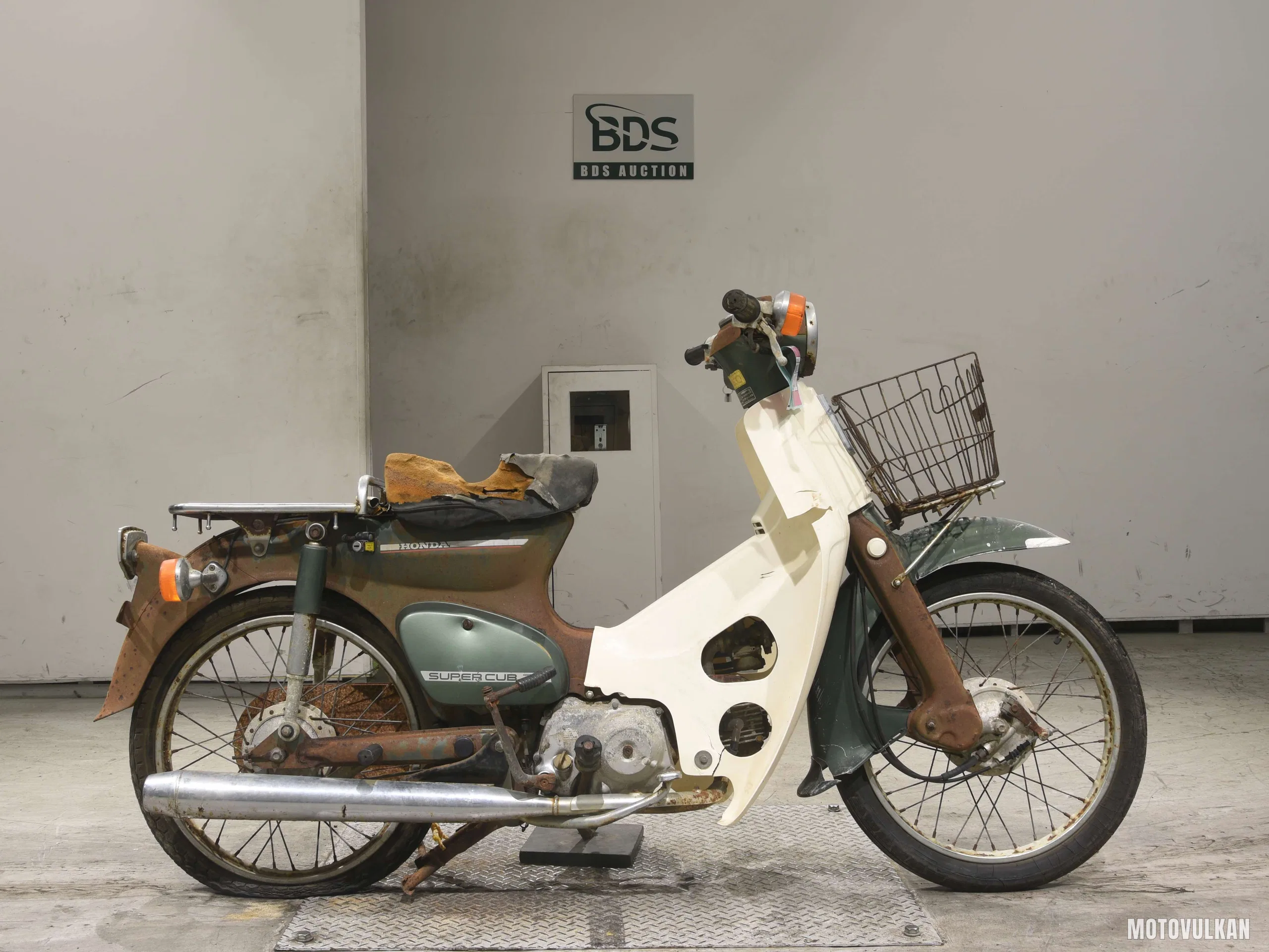 Honda C70