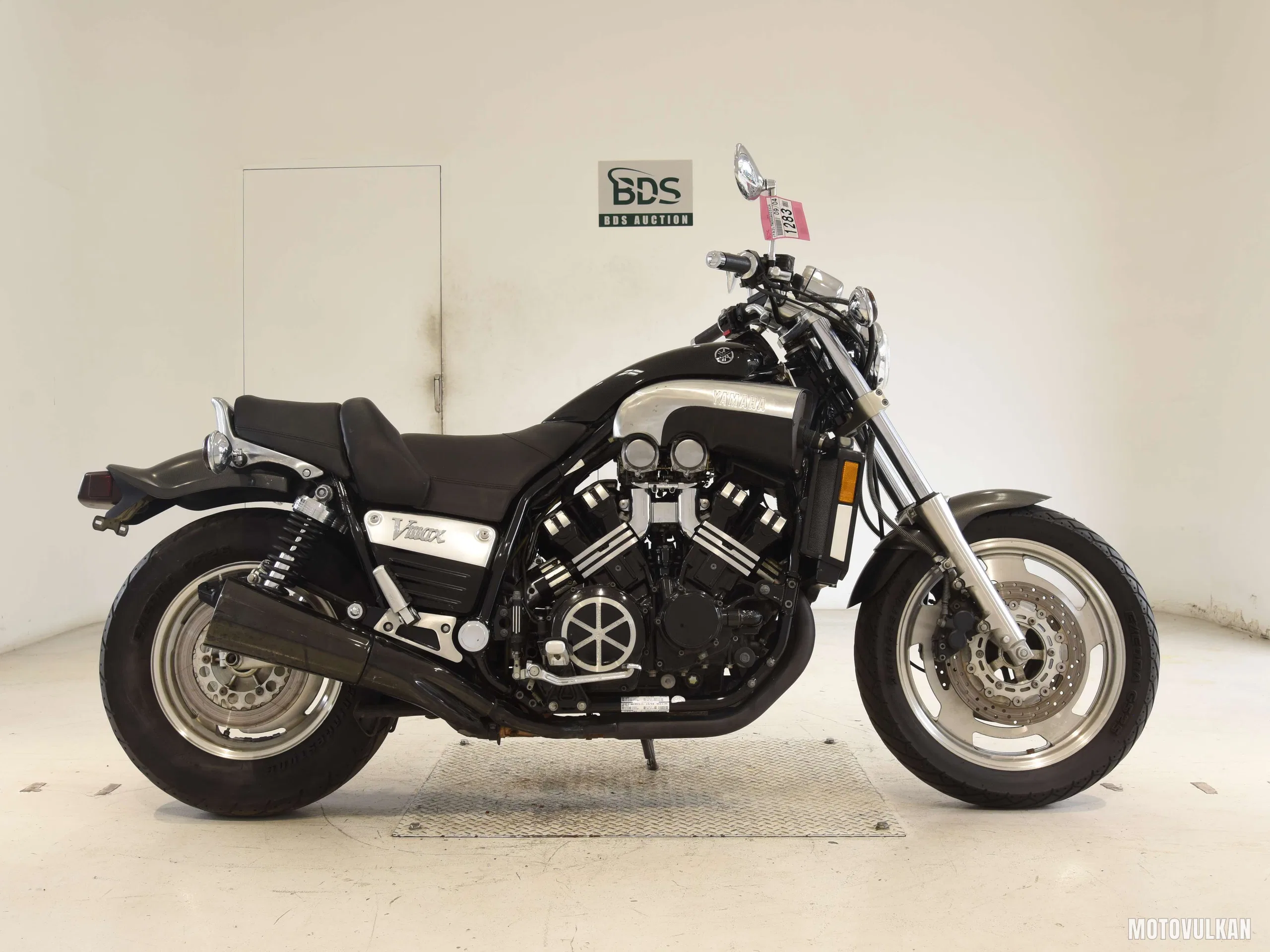 Yamaha V-MAX