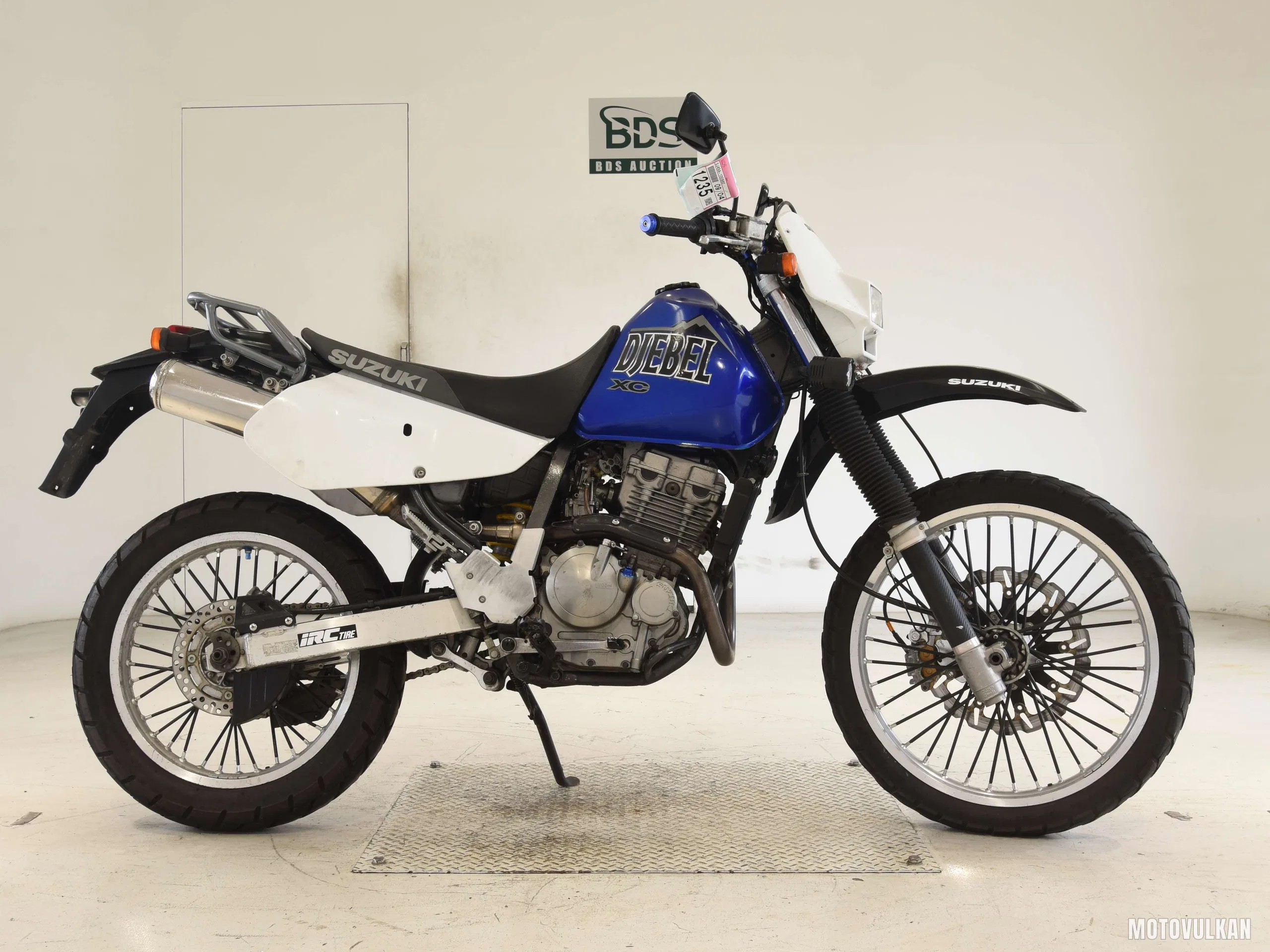 Suzuki DR250R-S