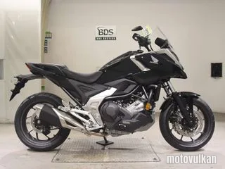 Honda NC750XD-3