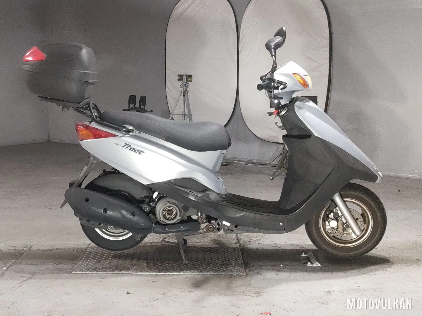 Yamaha Axis Treet